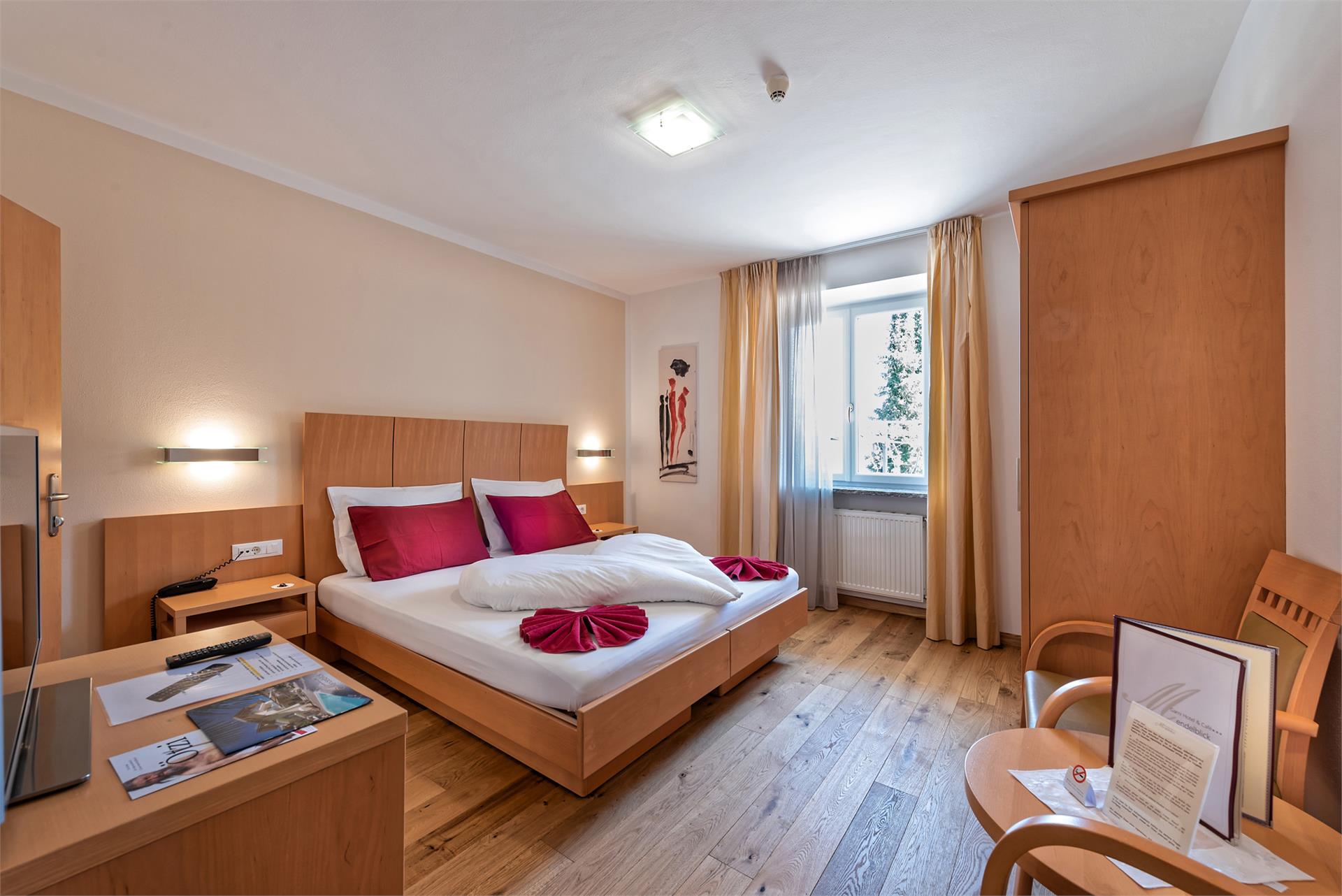 Garni-Hotel Mendelblick Kaltern an der Weinstraße 2 suedtirol.info