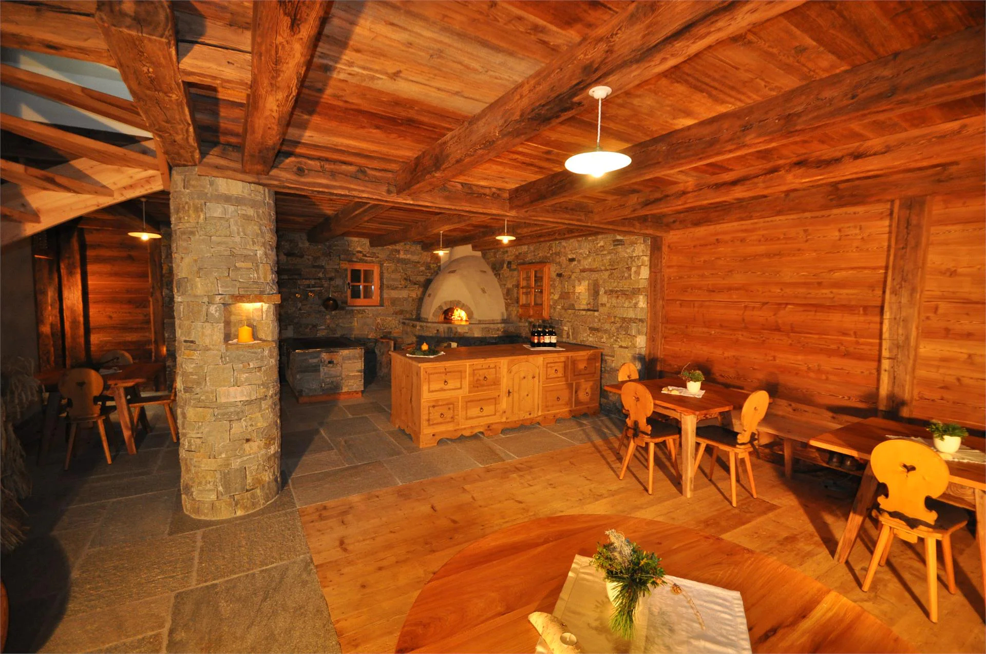 Gasthof Weisses Kreuz Naturno 17 suedtirol.info