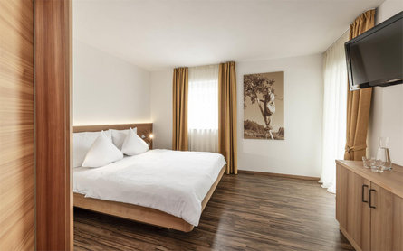 Garni-Hotel Amelia Tirol/Tirolo 6 suedtirol.info