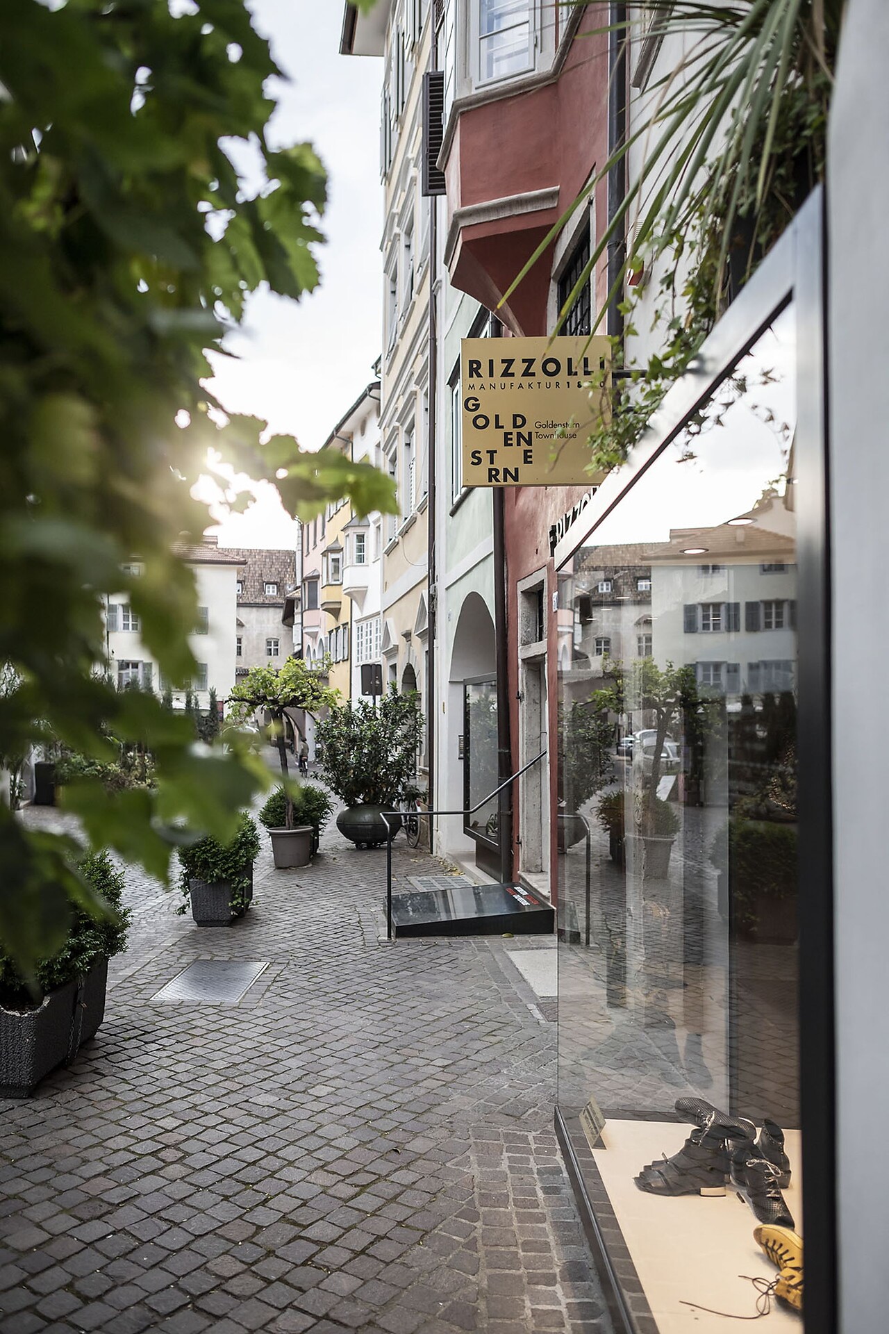 GOLDENSTERN HOTEL DIFFUSO Bolzano 4 suedtirol.info