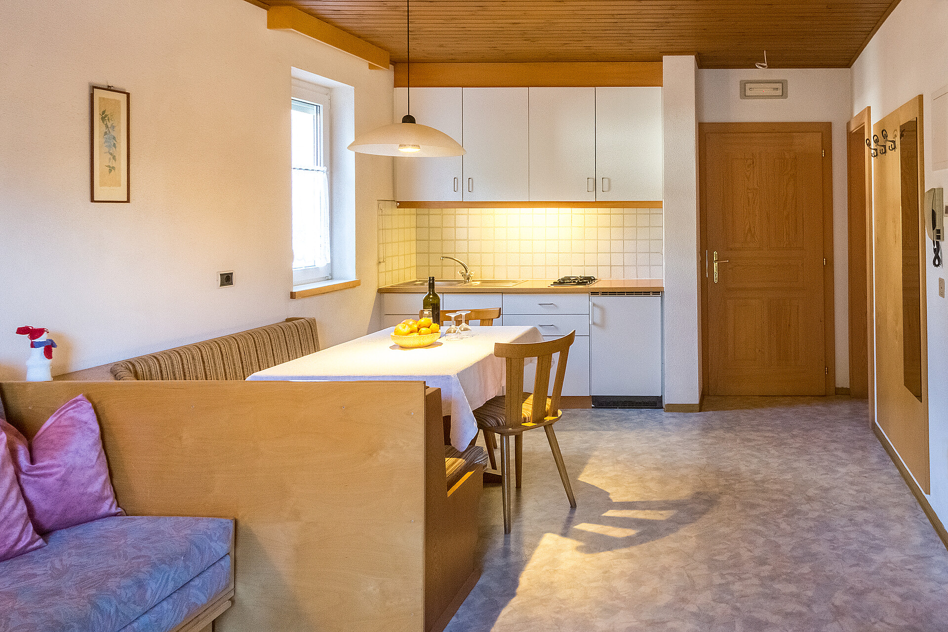 App 1: zona giorno, cucina