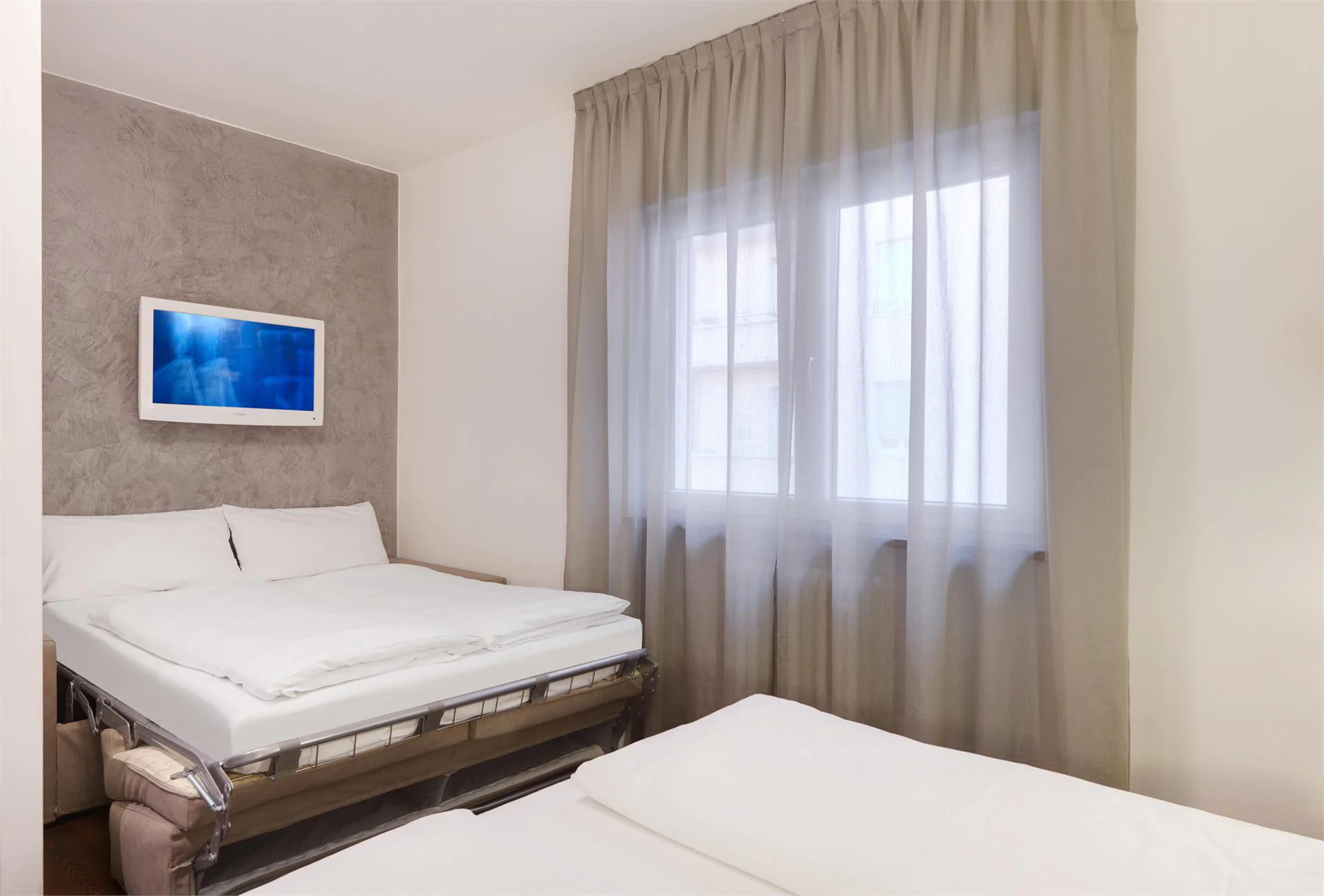 HOTEL ASTERIX Bolzano 5 suedtirol.info