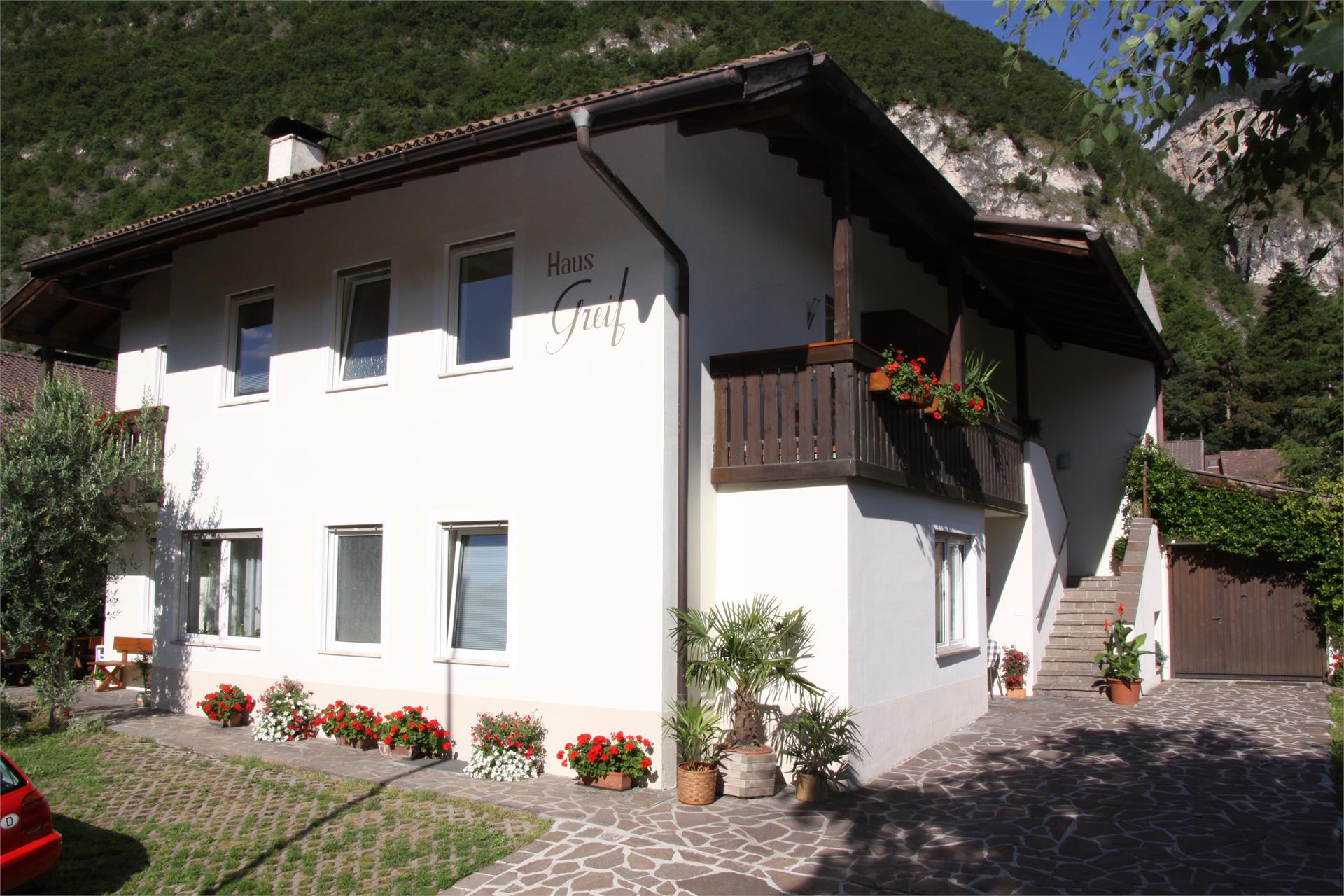 Haus Greif Margreid an der Weinstraße 2 suedtirol.info