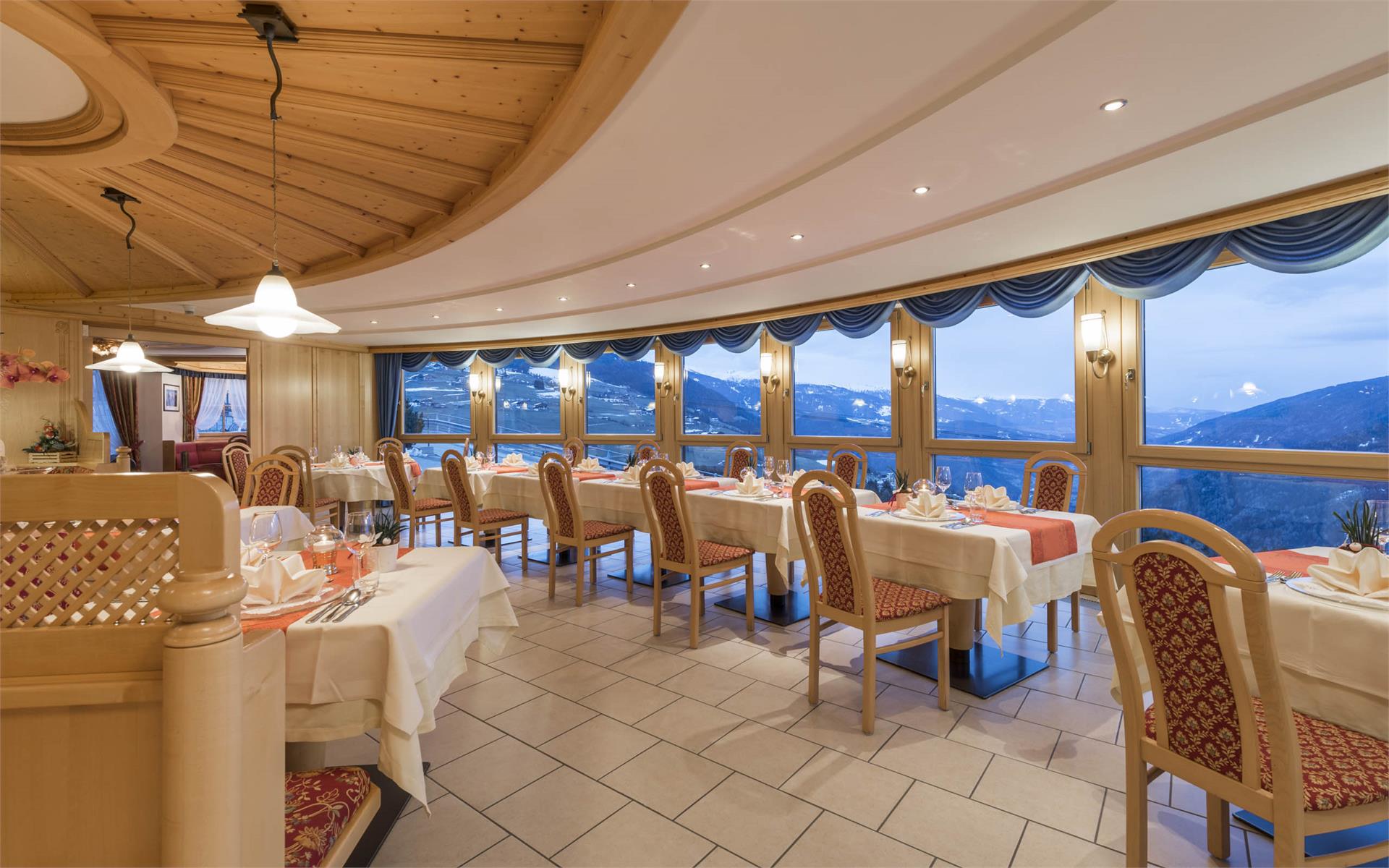 Hotel Schönblick Mühlbach 12 suedtirol.info