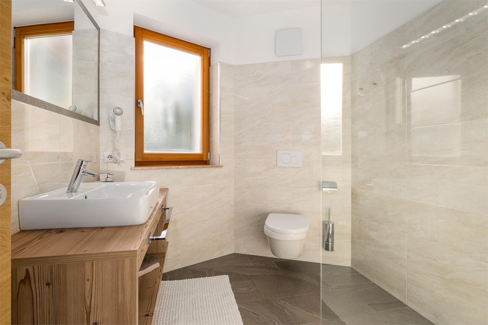 Hotel Schmiedhof Rio di Pusteria 18 suedtirol.info