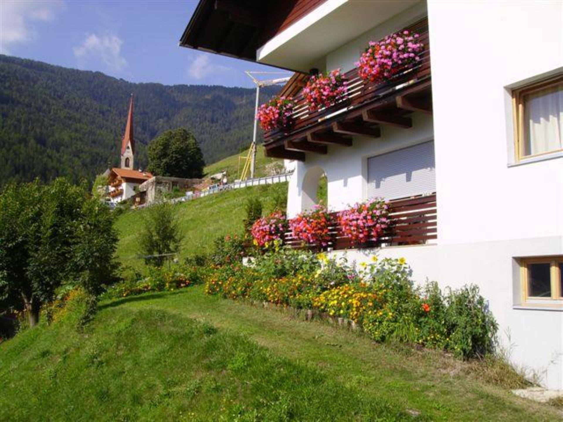 Haus Tasser San Lorenzo di Sebato 4 suedtirol.info