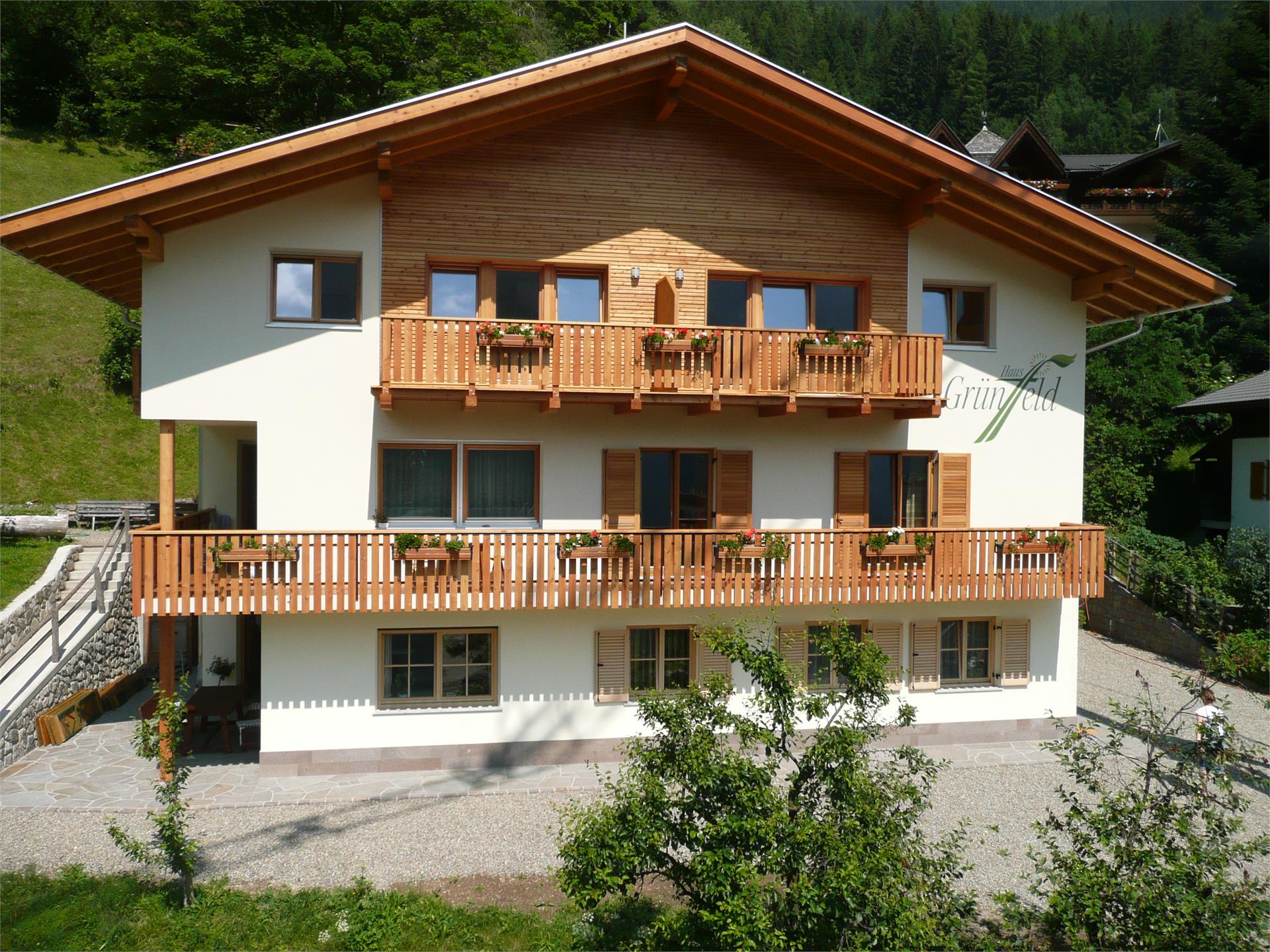 Haus Grünfeld Ulten 1 suedtirol.info