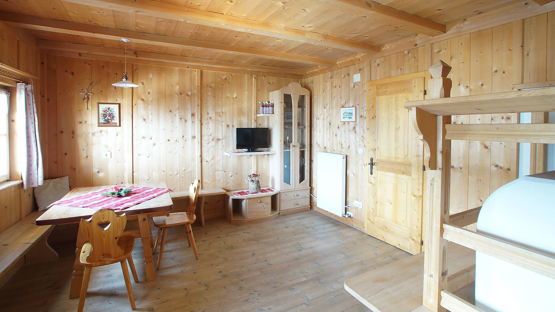 Stube mit Hozofen