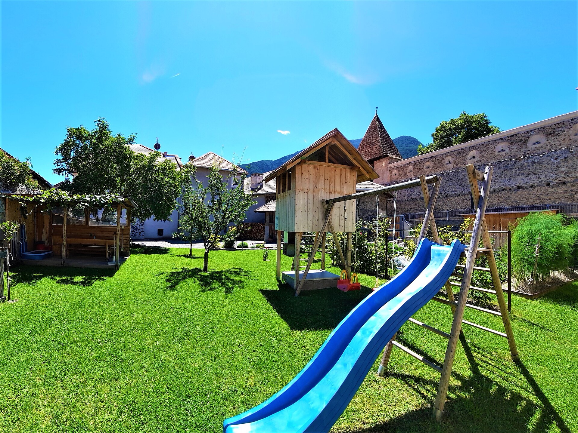 House Theresia
