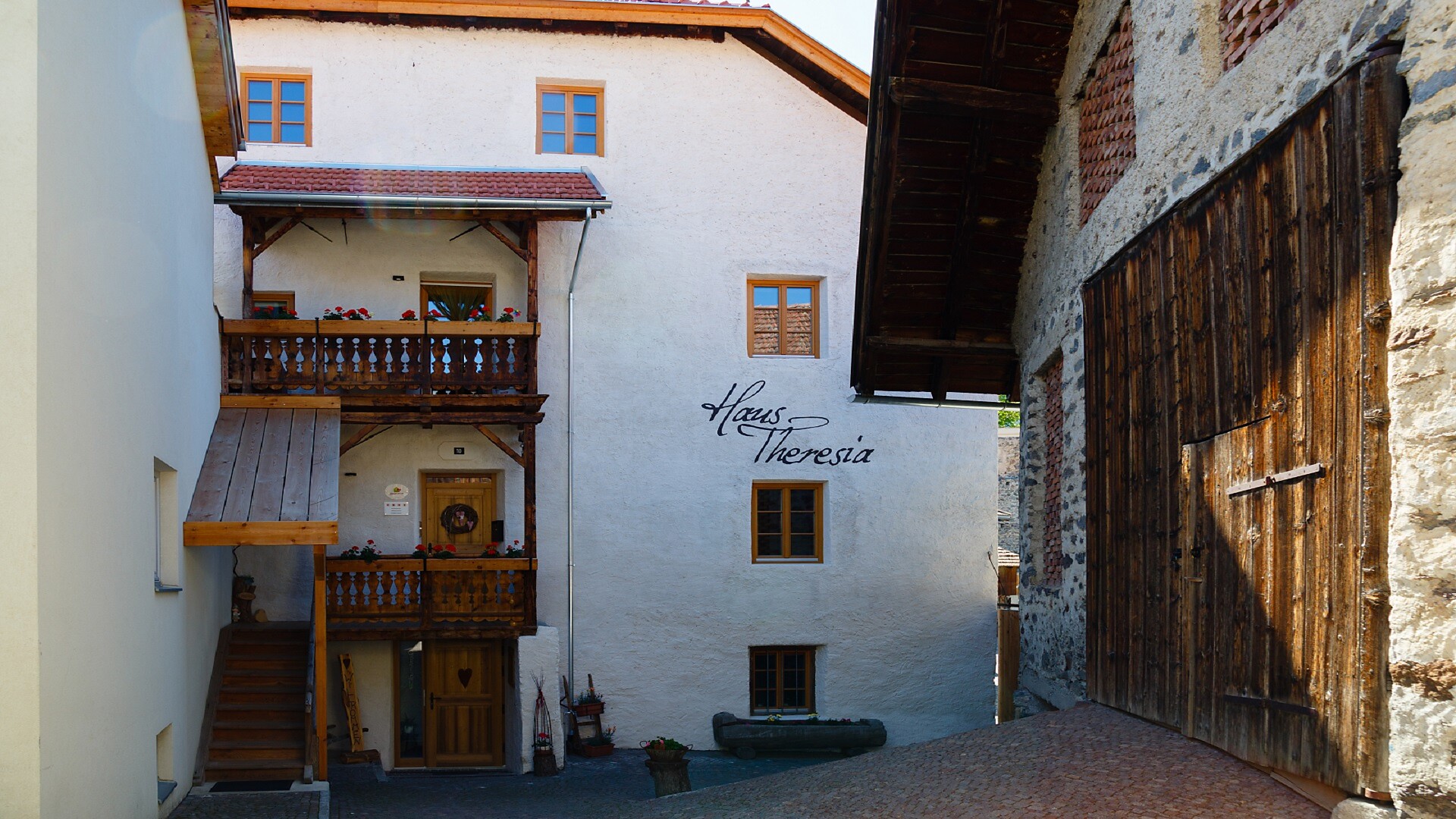 House Theresia