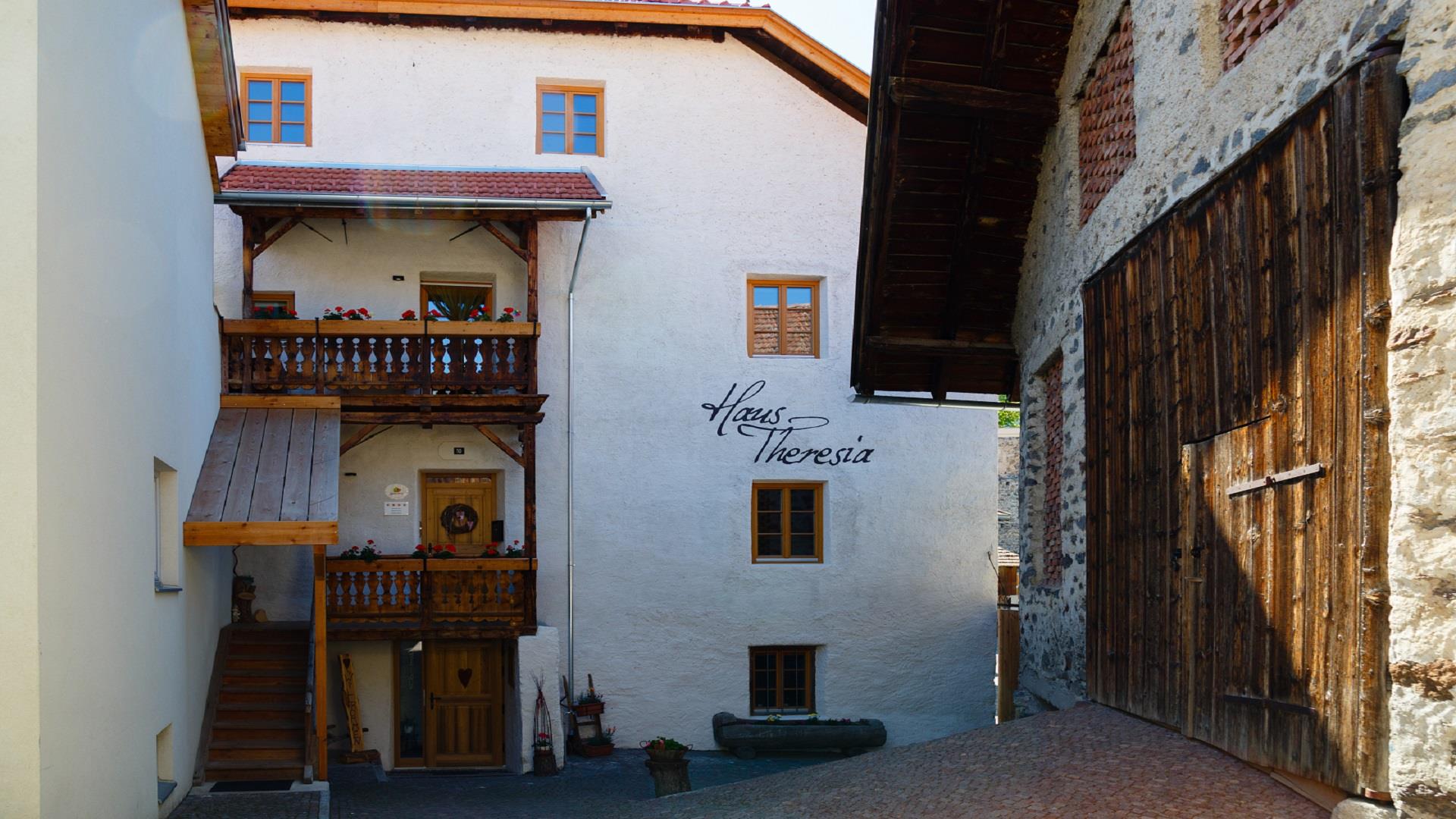 Haus Theresia Glurns 1 suedtirol.info