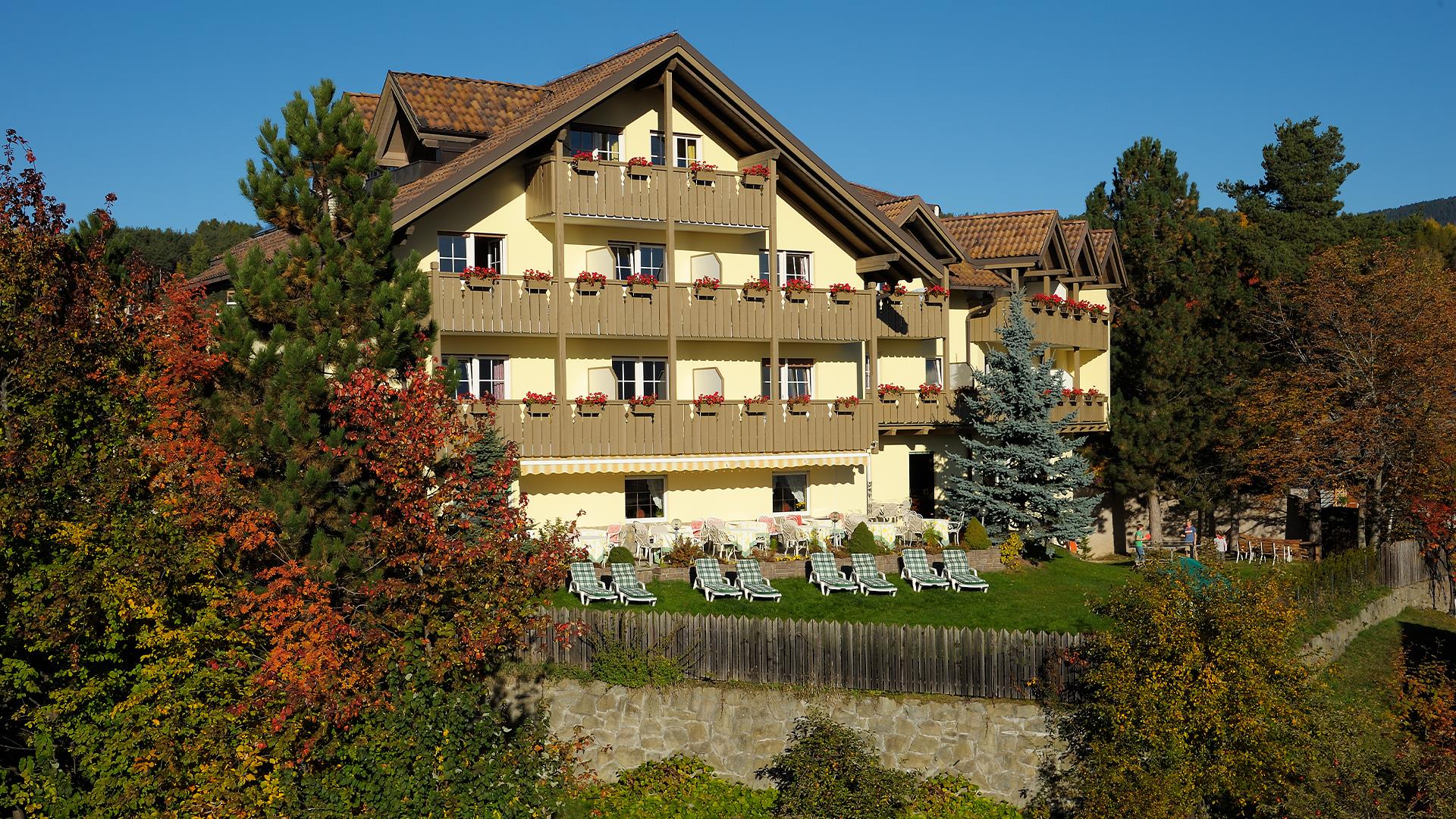 Hotel Dolomitenblick Ritten 2 suedtirol.info