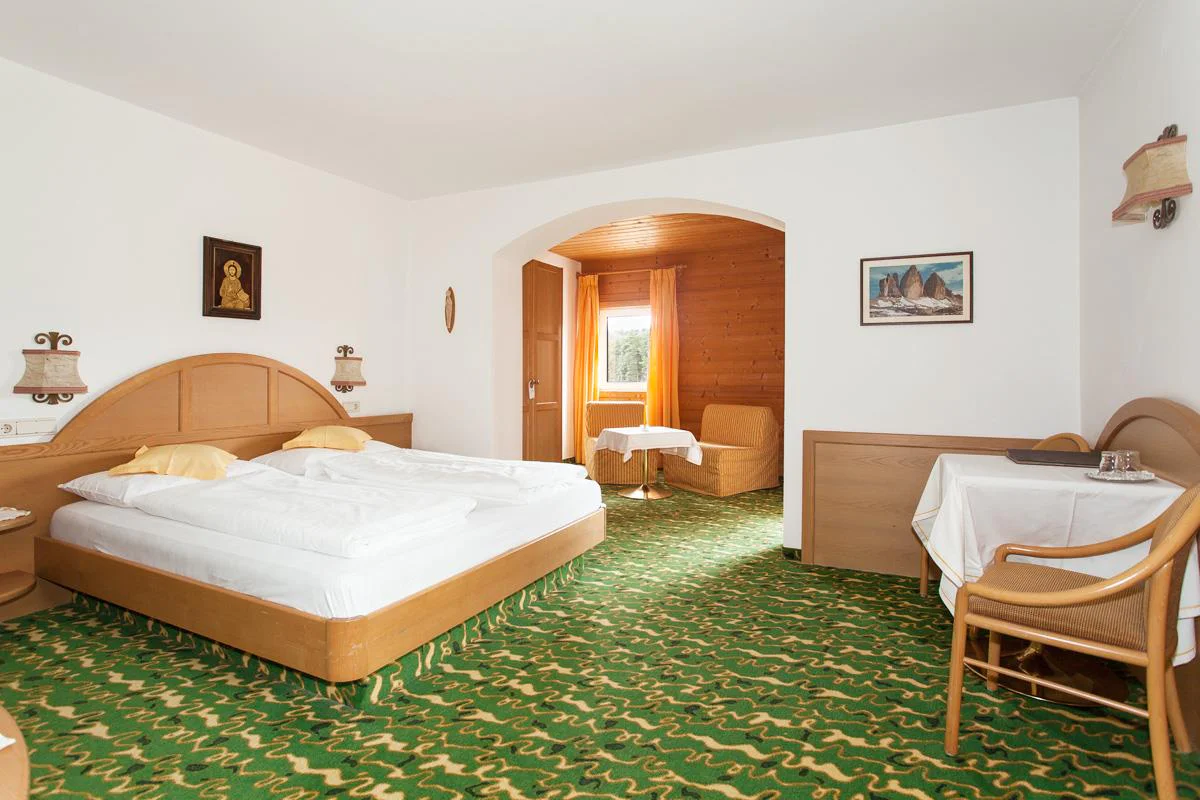 Hotel Lichtenstern Renon 18 suedtirol.info