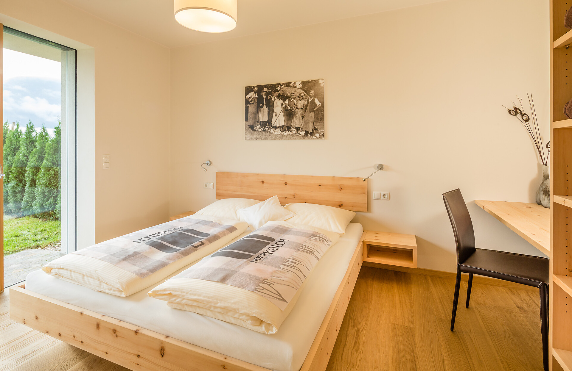 Bedroom 1 Tonele