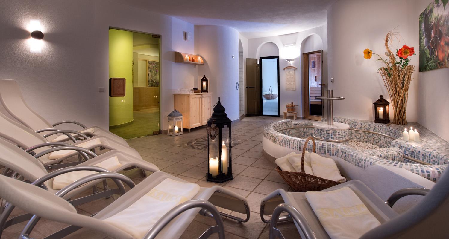 Hotel Weiss Partschins 18 suedtirol.info