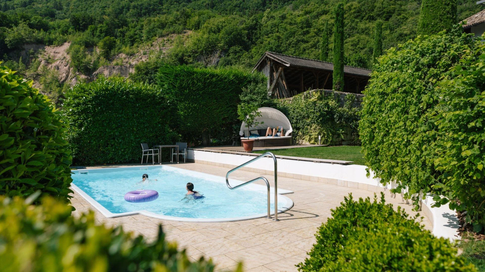 Hofer-Hof Andriano 4 suedtirol.info