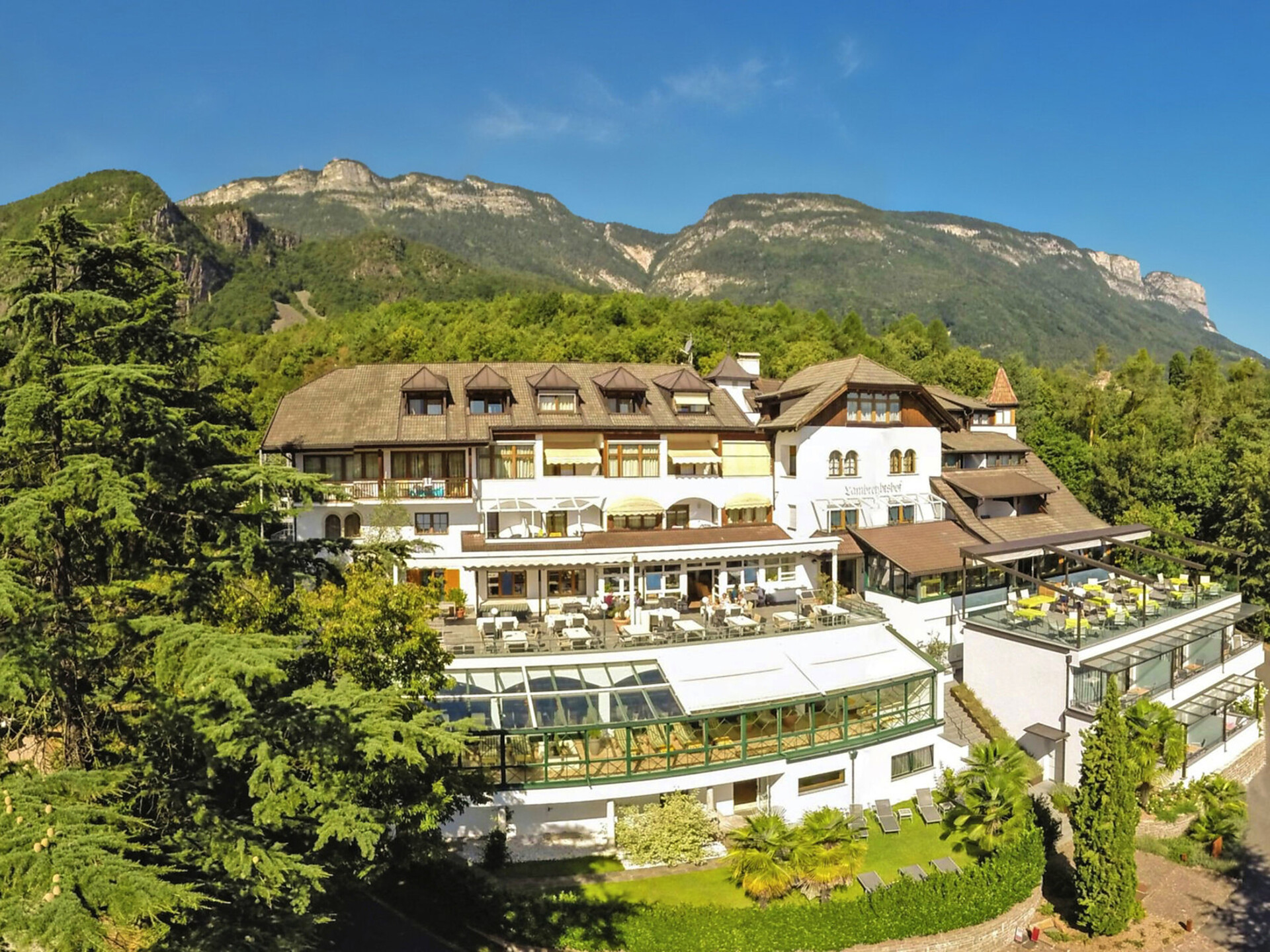 Hotel Lambrechtshof Eppan an der Weinstraße 4 suedtirol.info