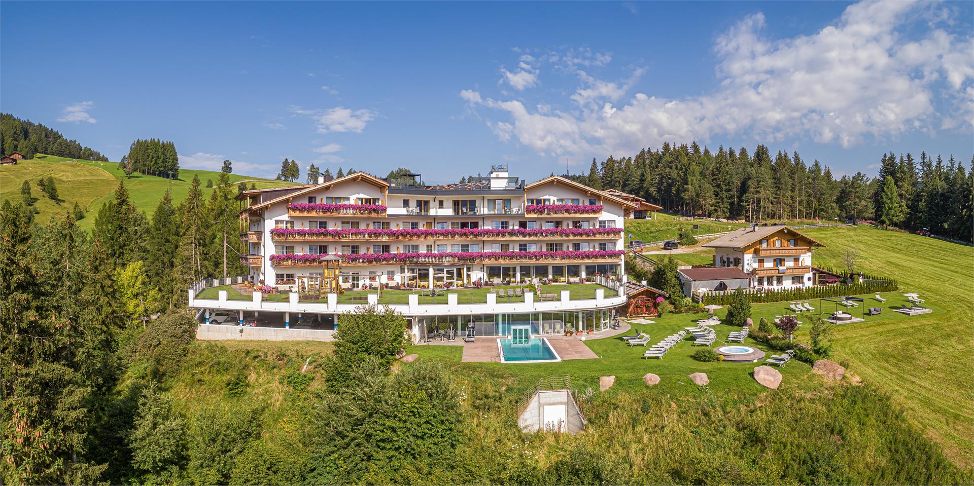 Hotel Scherlin Kastelruth 1 suedtirol.info