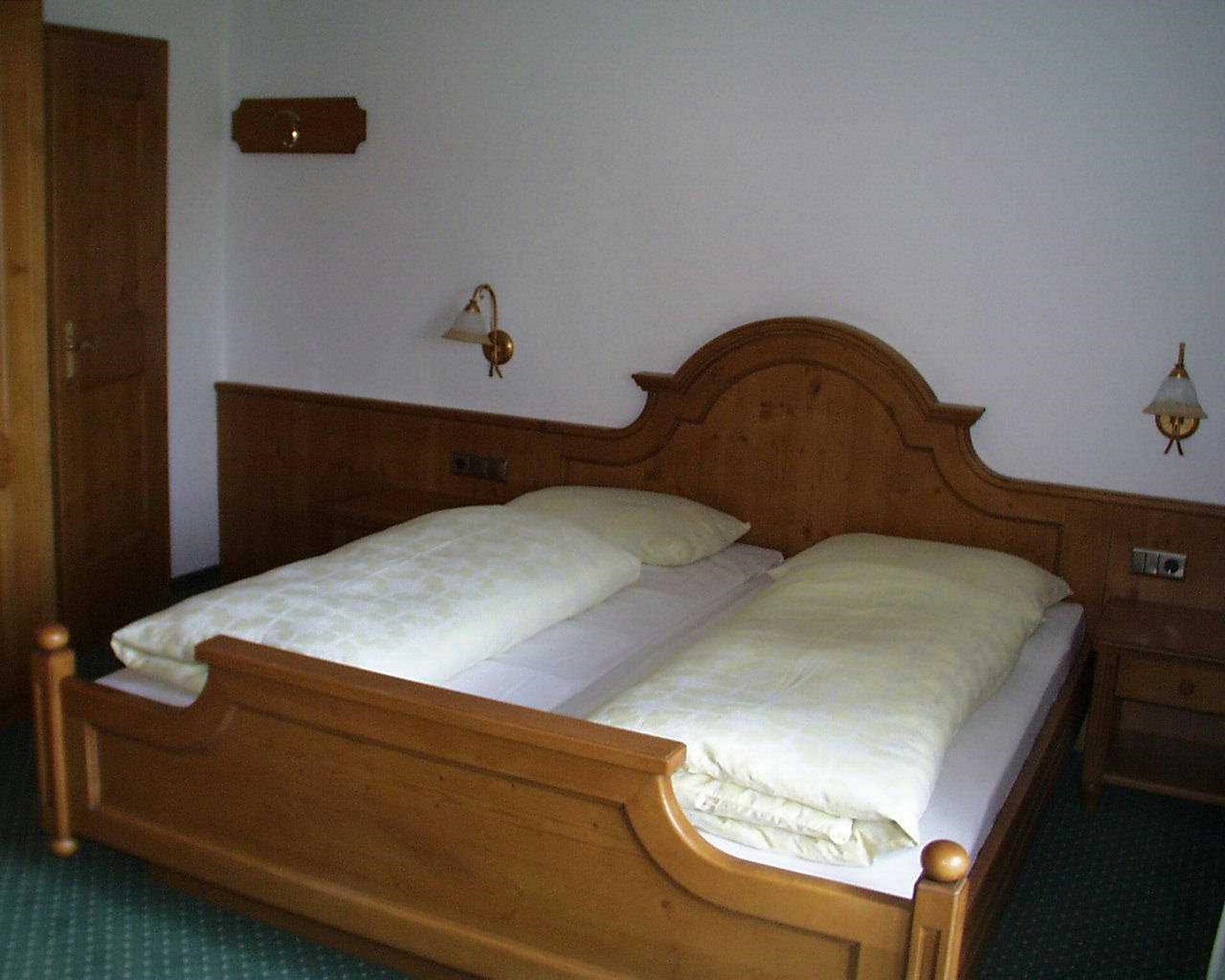 Sleeping room 1