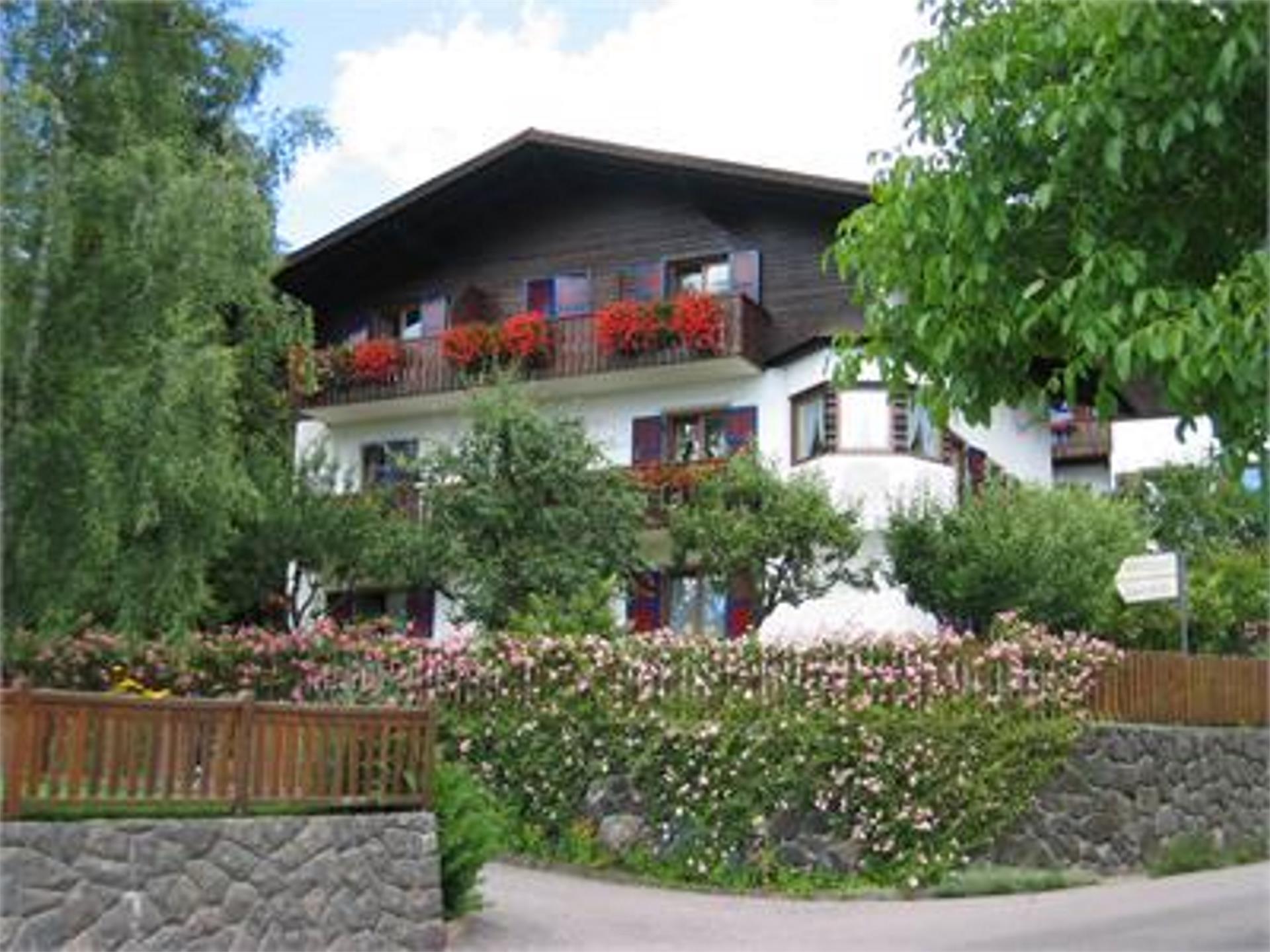 Haus Burgfrieden Kastelruth 1 suedtirol.info