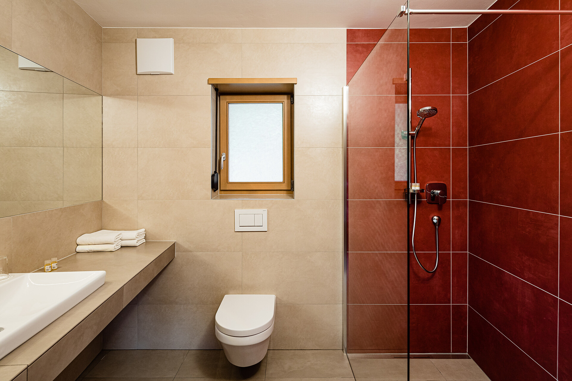 Apartment 4