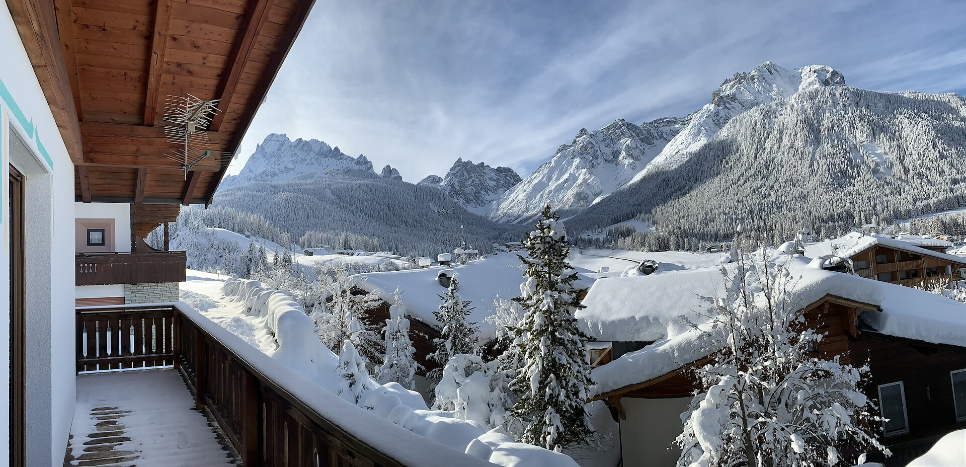 Aussicht zur Sextner Sonnenuhr im Winter