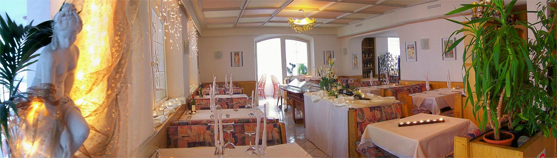 Hotel Etschquelle Graun im Vinschgau/Curon Venosta 9 suedtirol.info