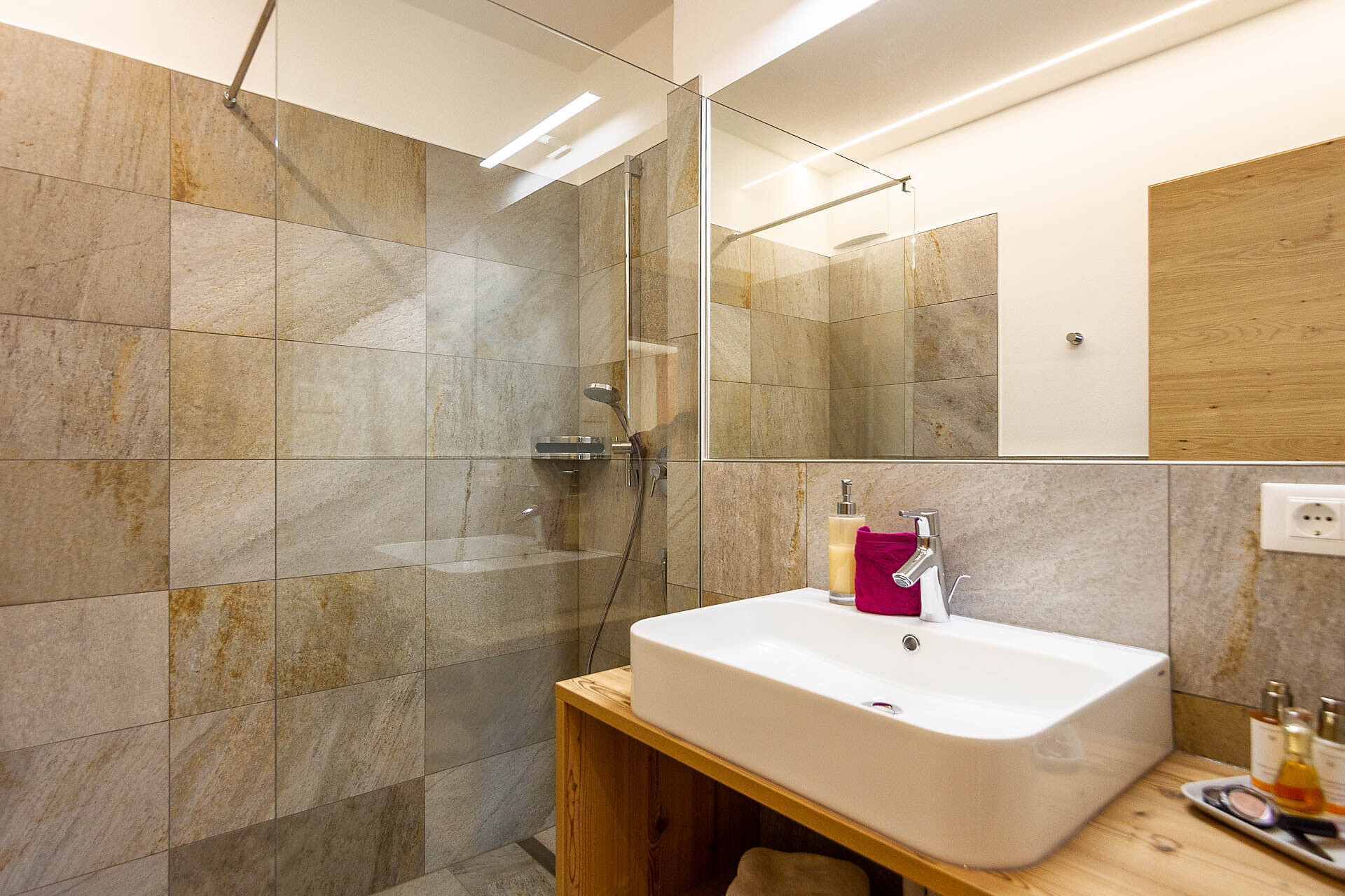 bathroom app.3