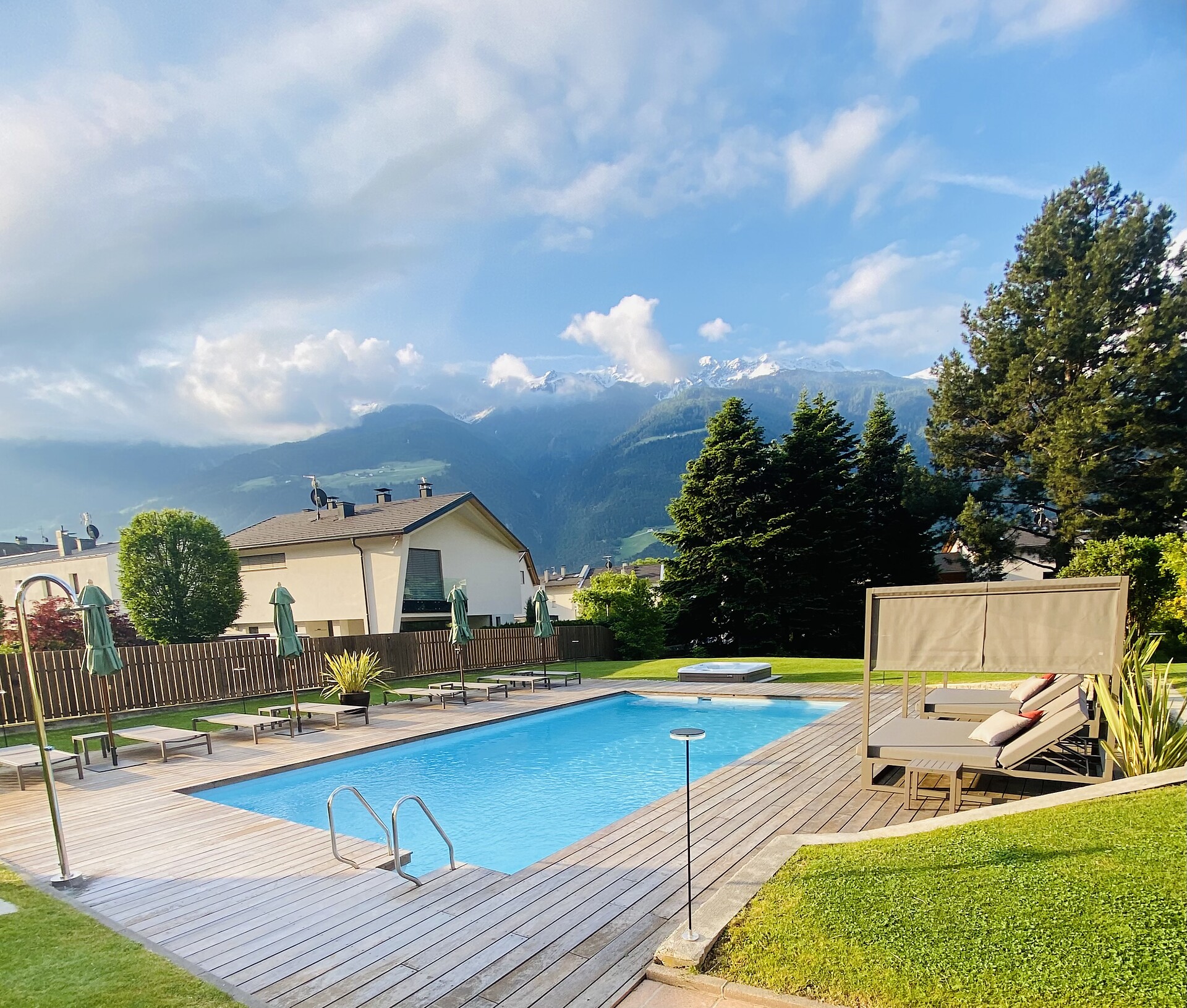 pool