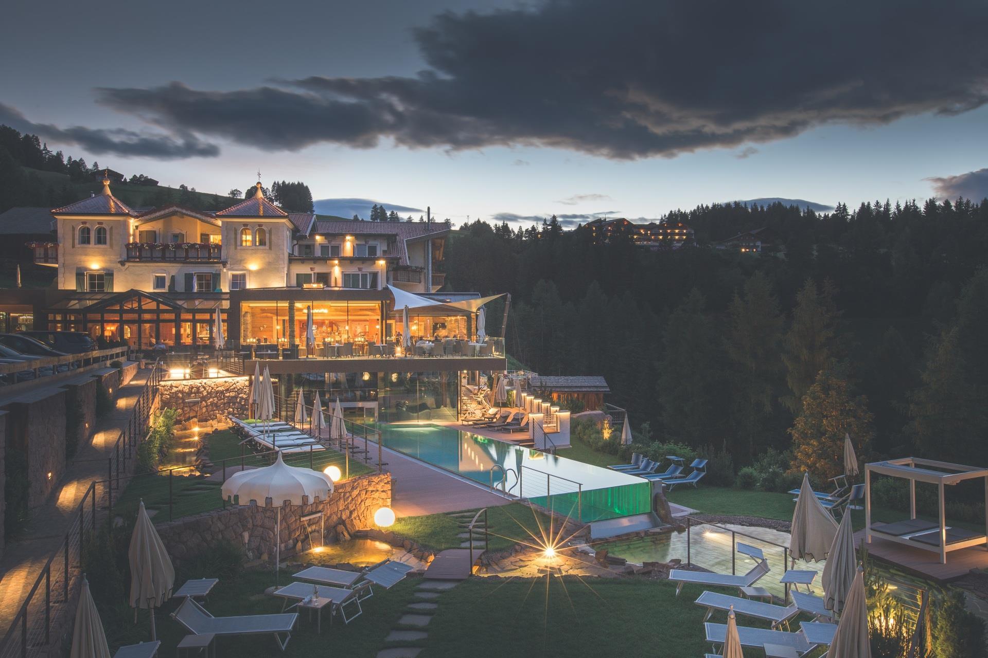 Hotel Albion ****S Mountain Spa Resort Kastelruth/Castelrotto 1 suedtirol.info