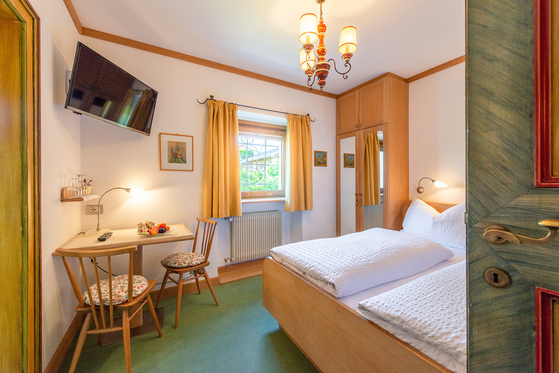 Haus Oberhofer Eppan an der Weinstraße 21 suedtirol.info