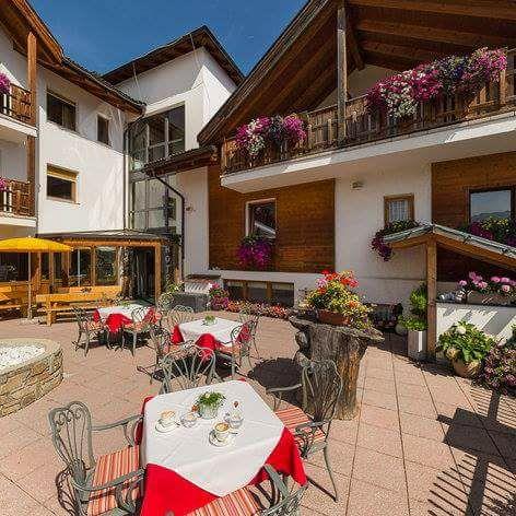 Hotel Tonnerhof Racines 3 suedtirol.info