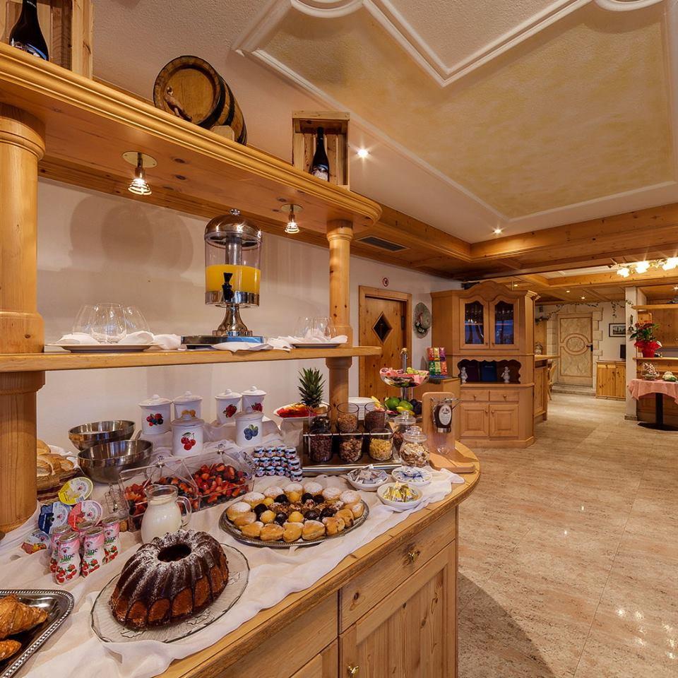 Hotel Tonnerhof Racines 10 suedtirol.info