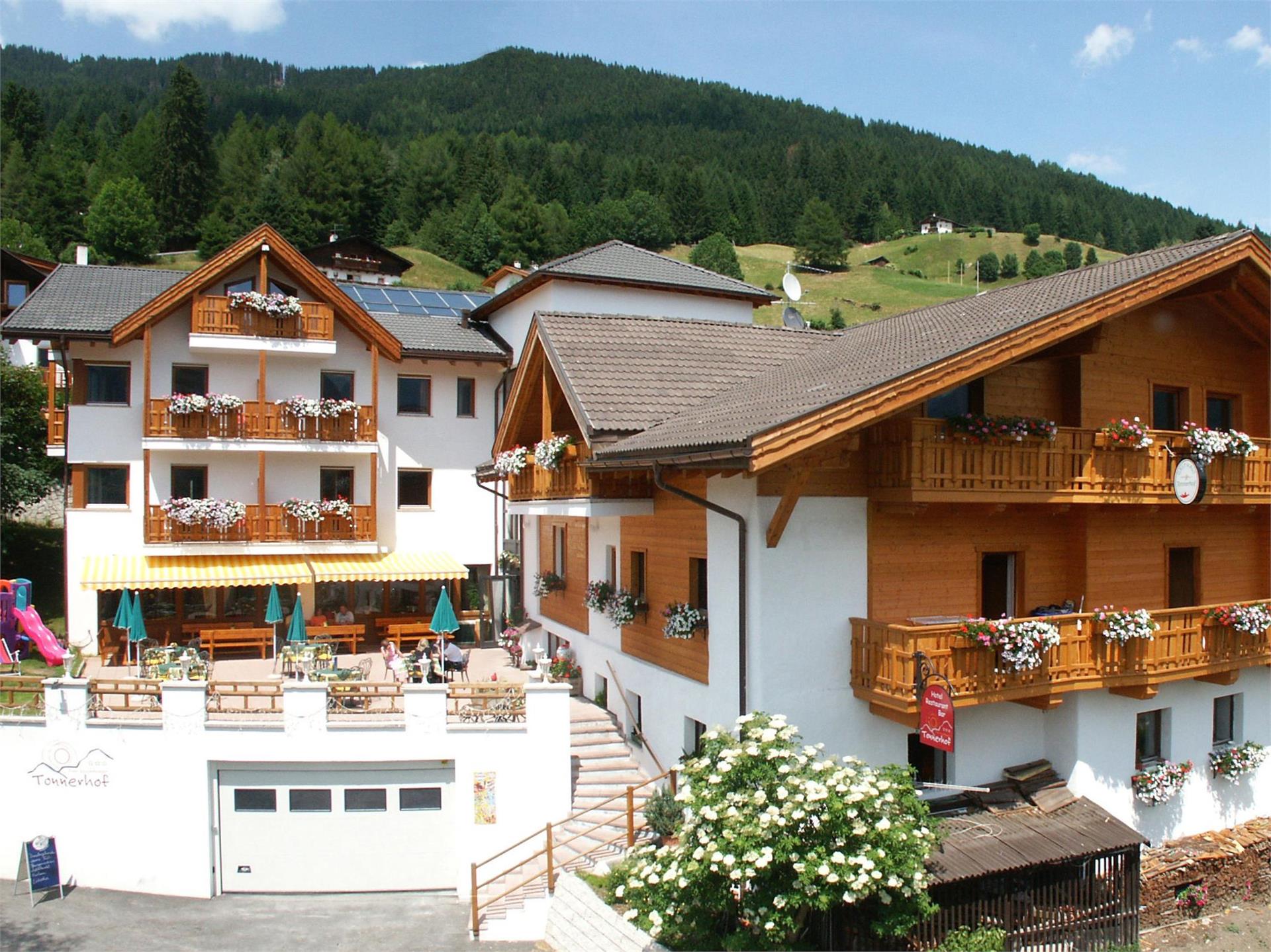 Hotel Tonnerhof Racines 1 suedtirol.info