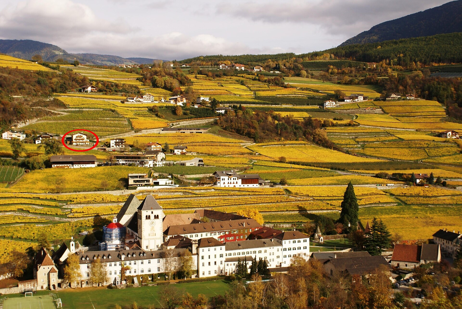 Haus Karin im Herbst
