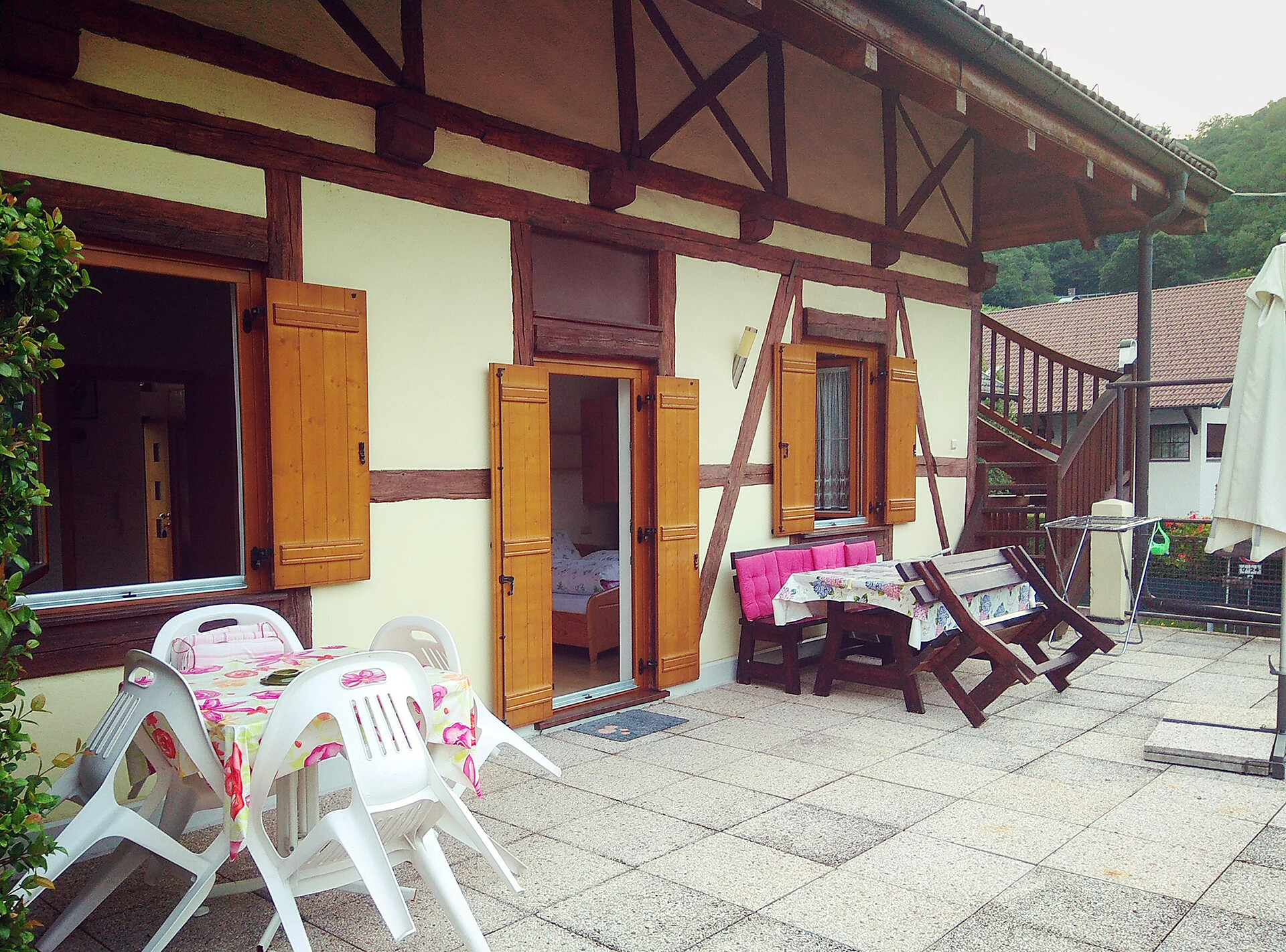 Sonnenverwöhnte Südterrasse