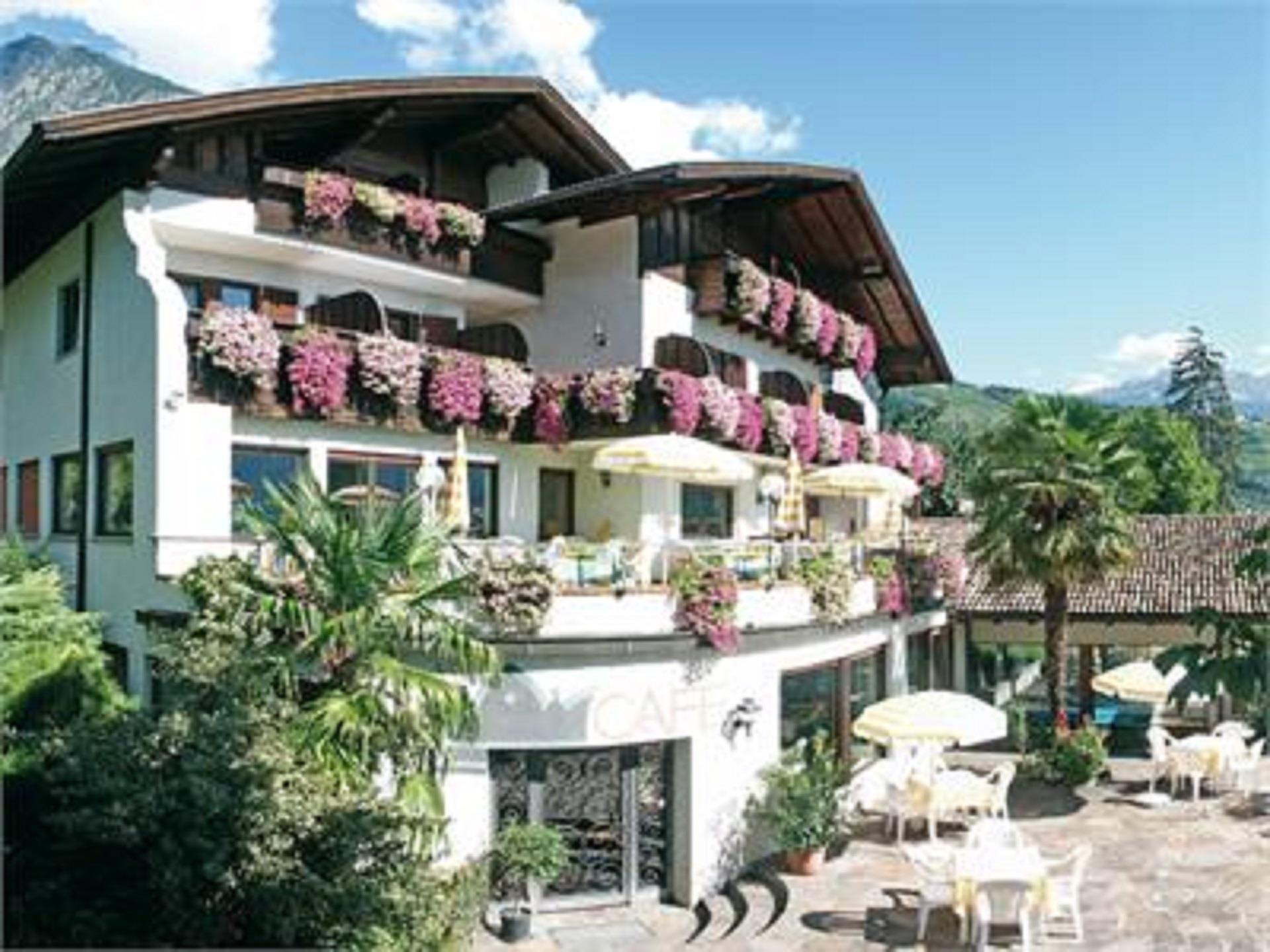 Hotel Laurin Algund 1 suedtirol.info