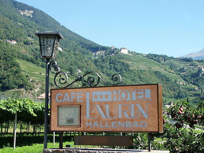 Hotelschild