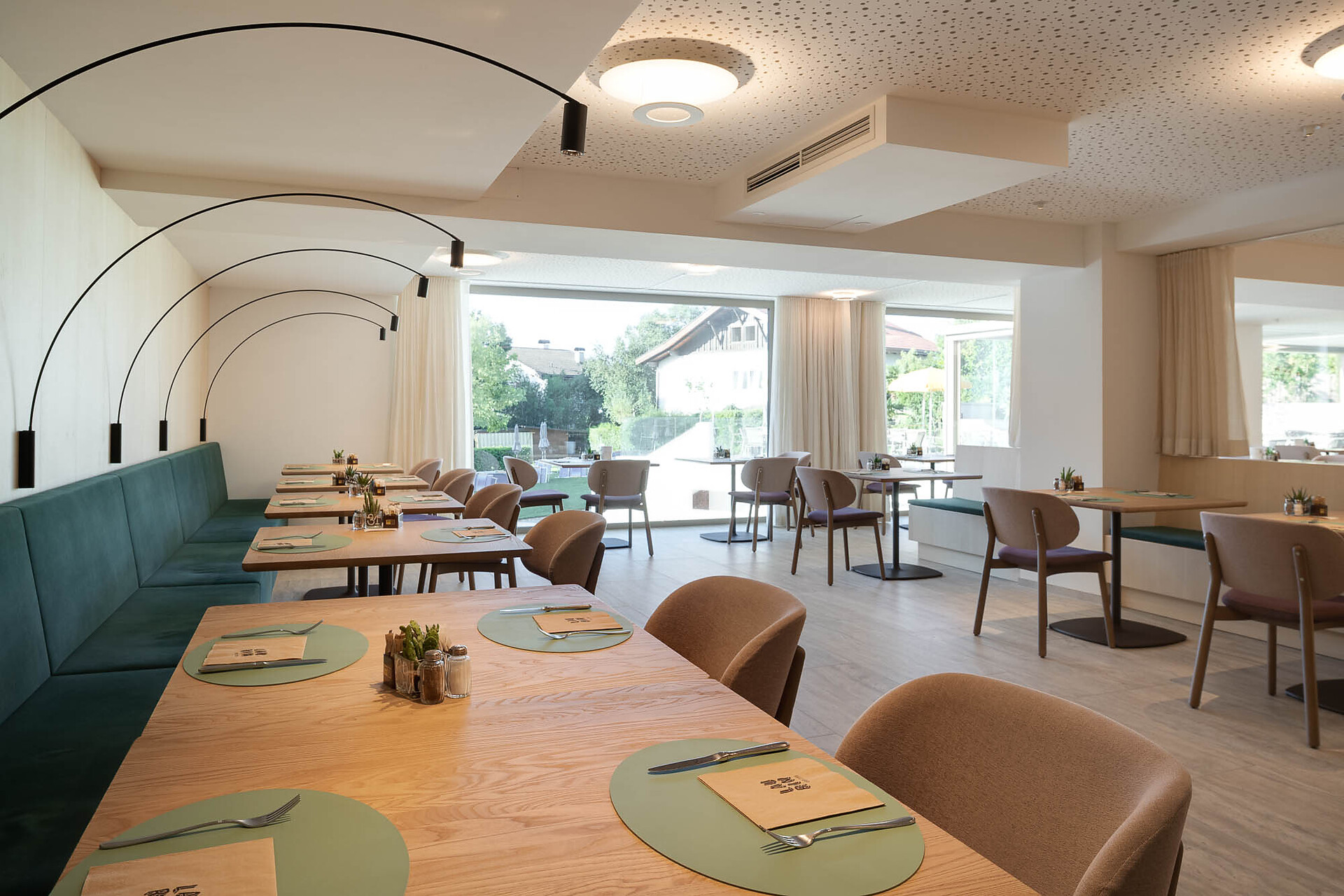 Breakfast room