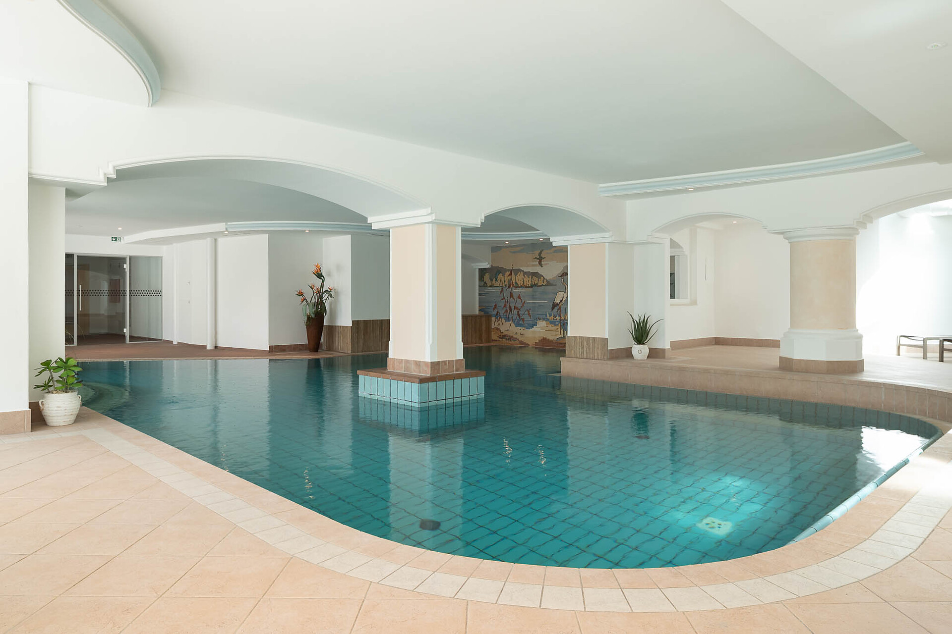Hotel Laurin Tirol 8 suedtirol.info