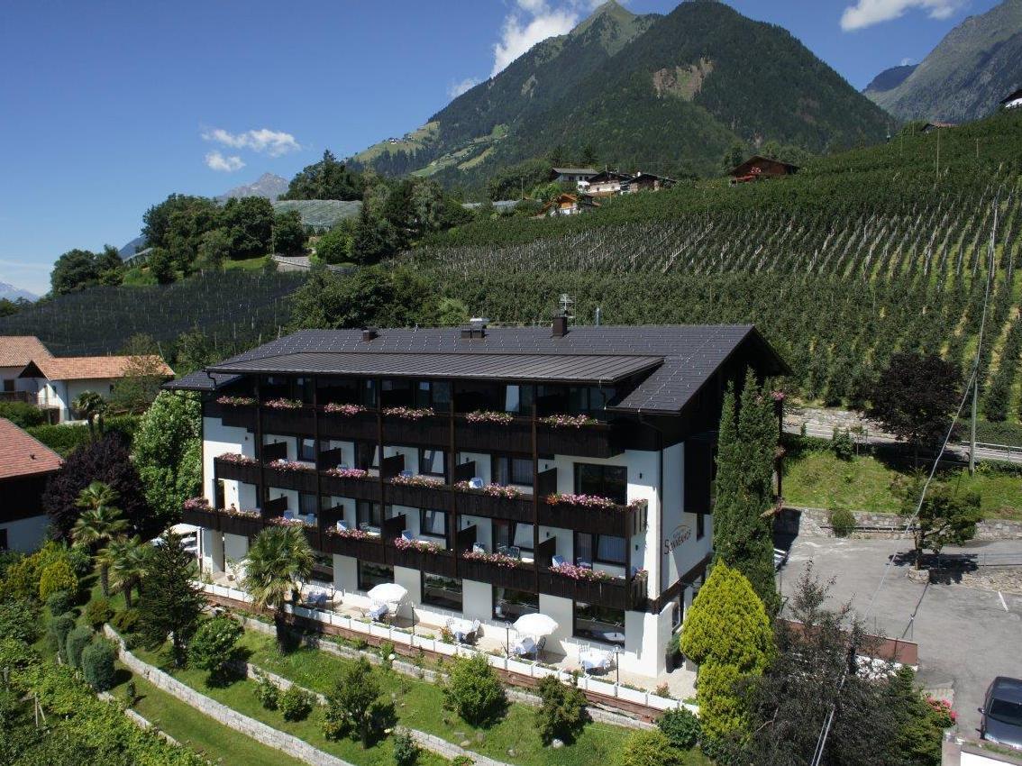 Hotel Sonnenhof Kuens 1 suedtirol.info