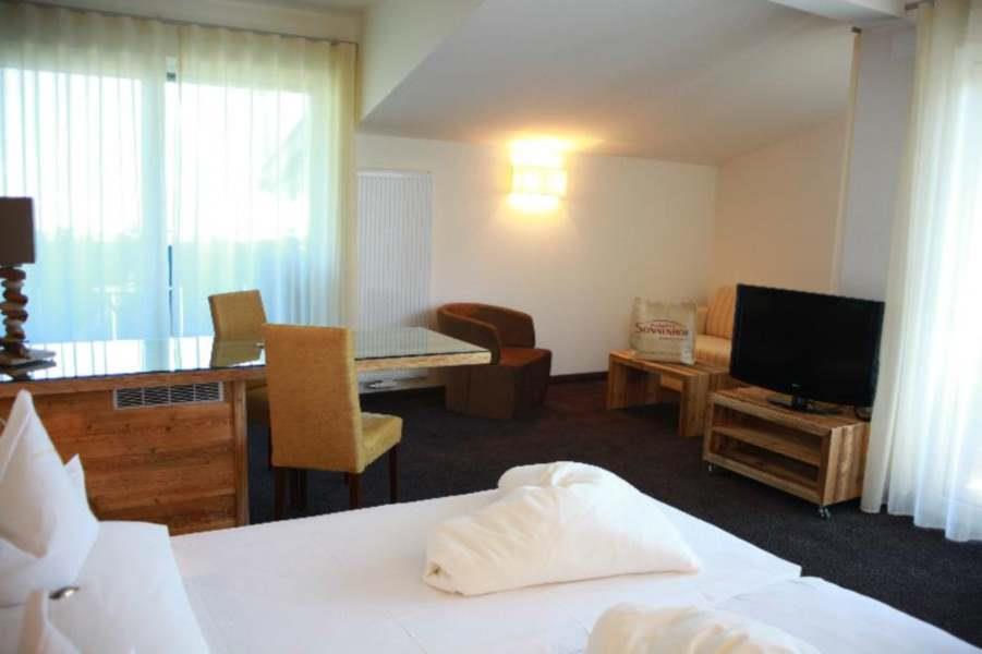 Hotel Sonnenhof Kuens 3 suedtirol.info