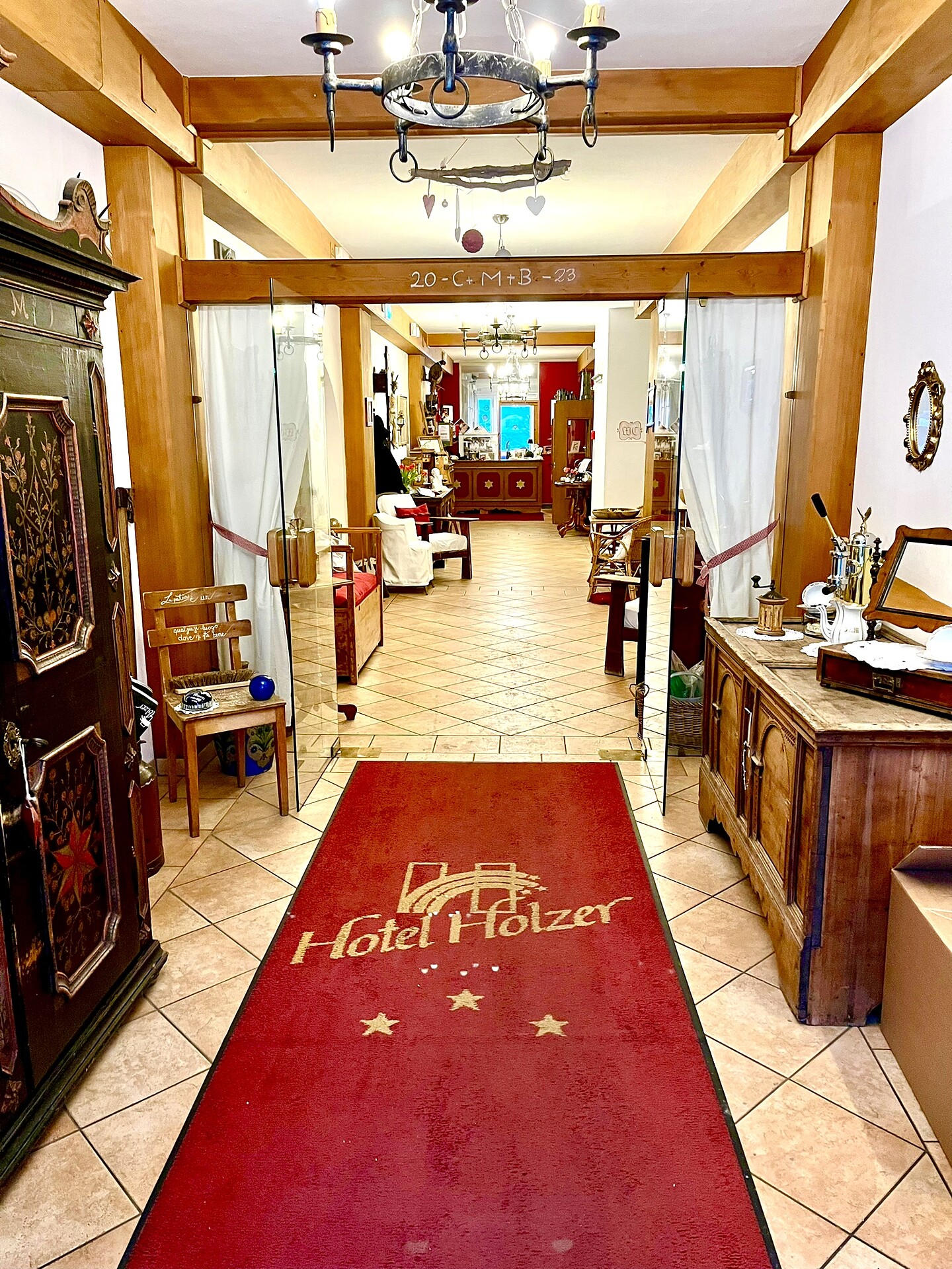 Hotel Holzer