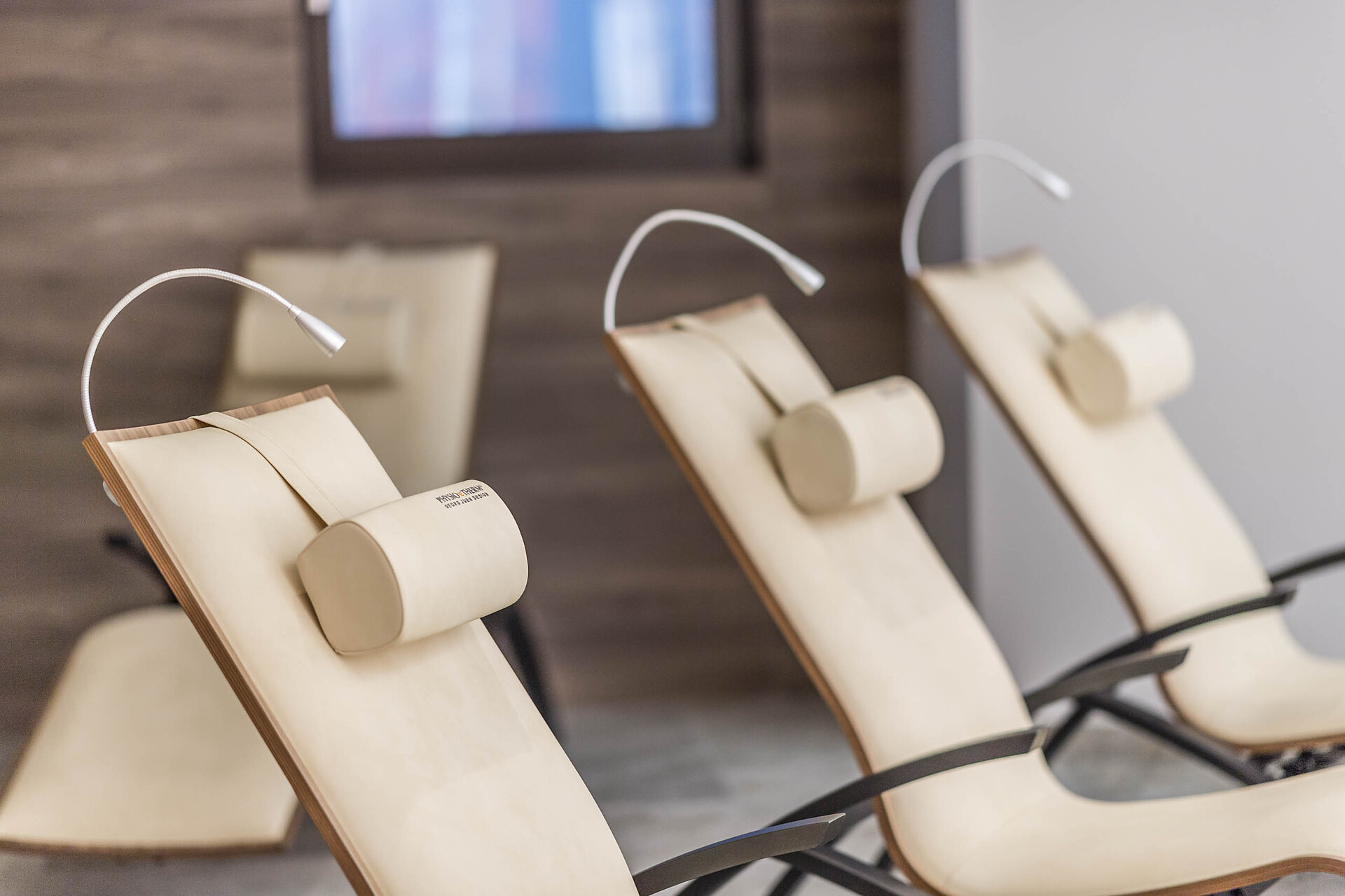 heated loungers