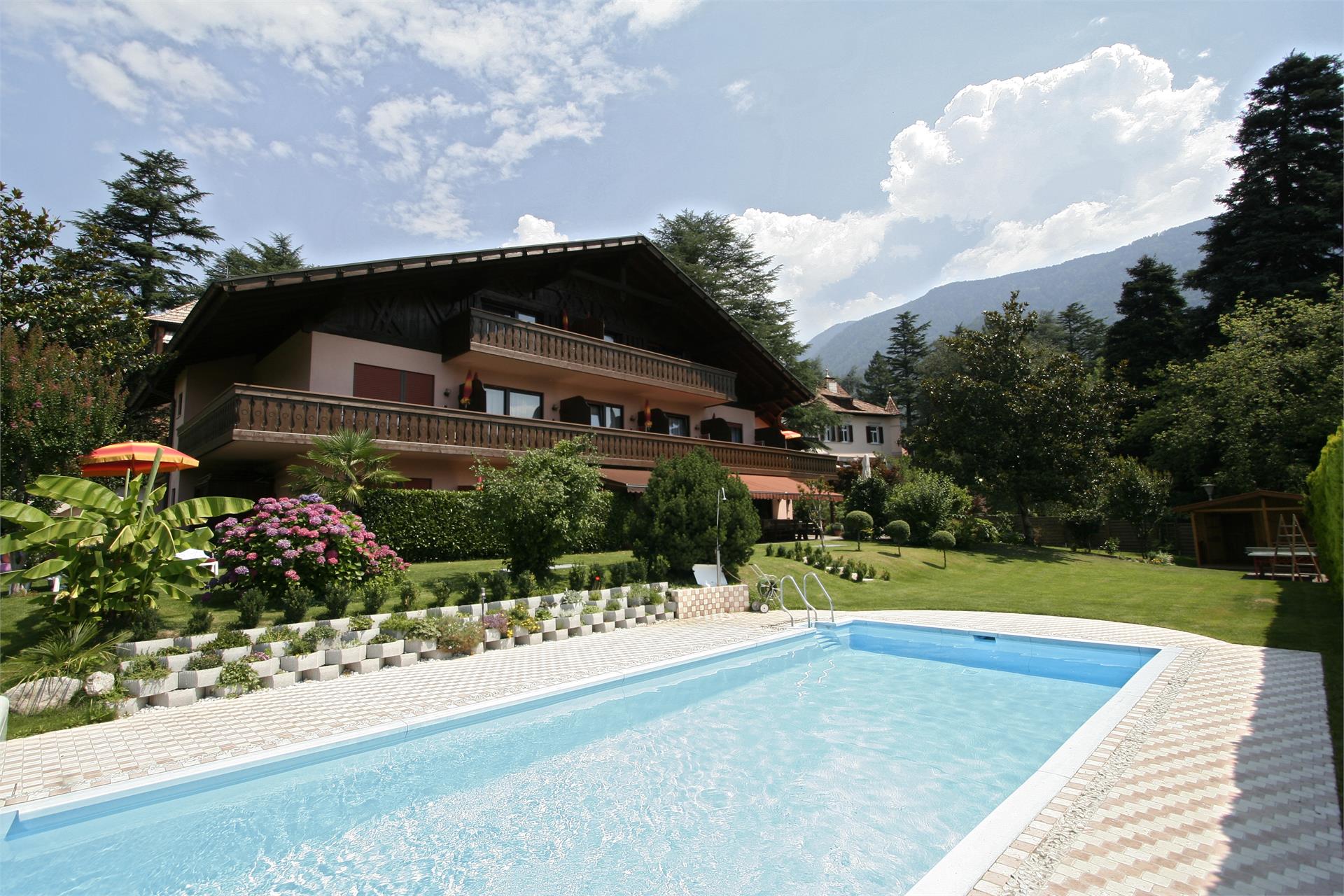 Hotel Schönbrunn Meran/Merano 1 suedtirol.info