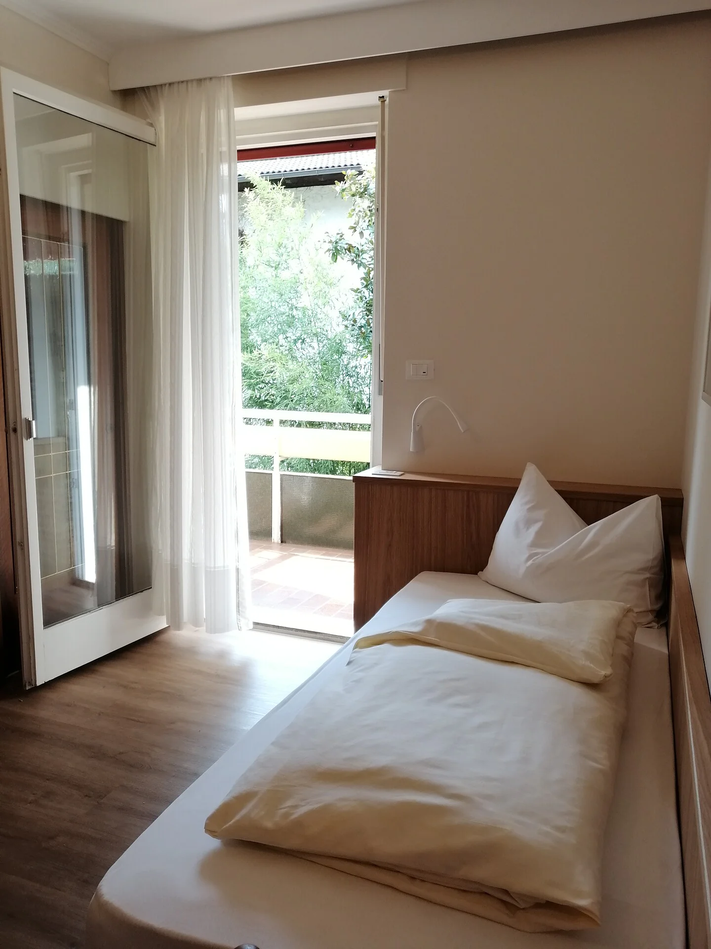 Hotel Pension Tiffany Meran/Merano 12 suedtirol.info