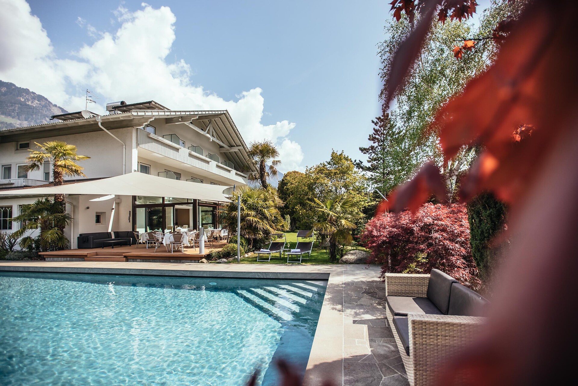 Hotel und Pool