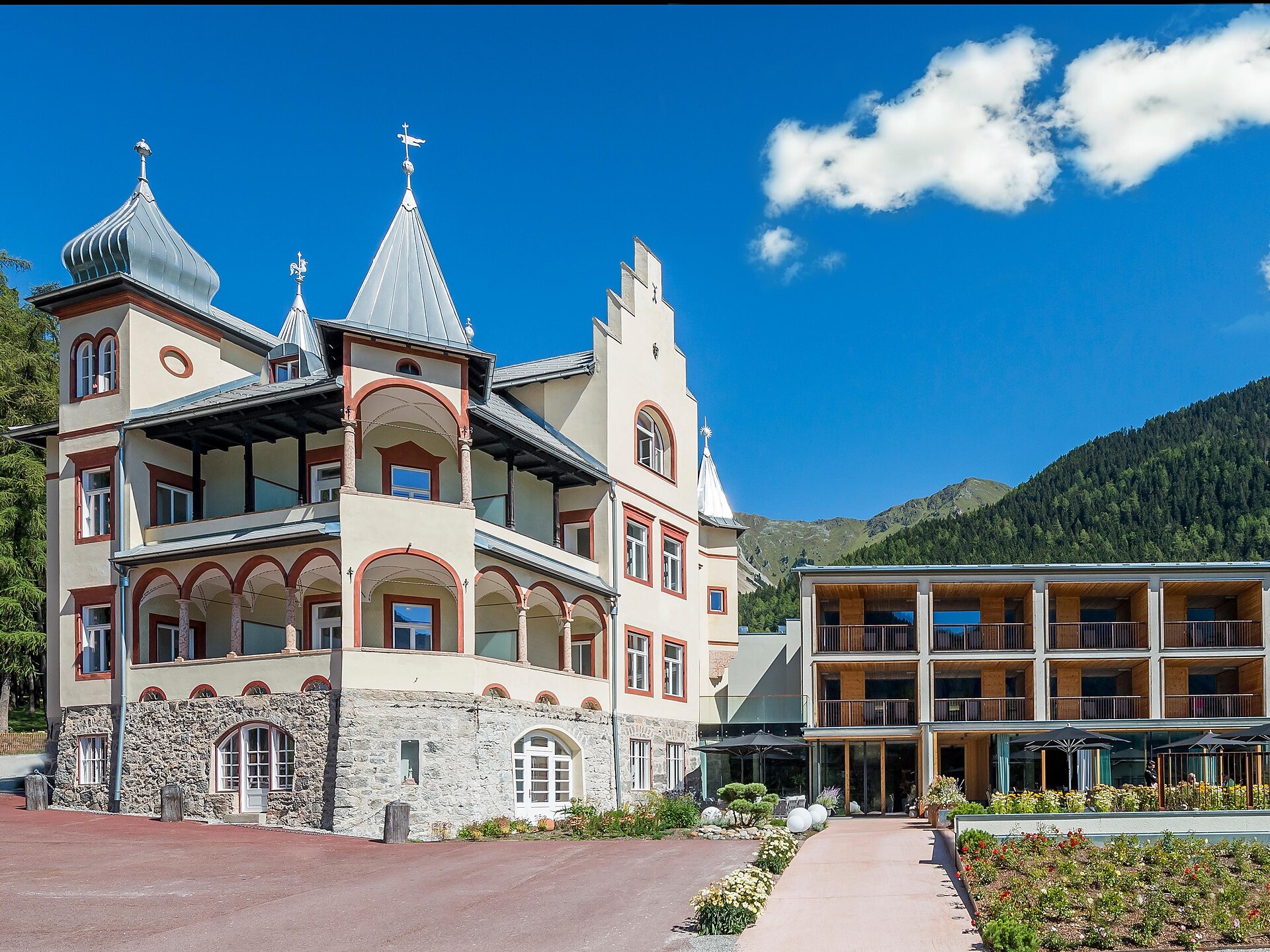 Hotel Villa Waldkönigin Resia Lake Italy