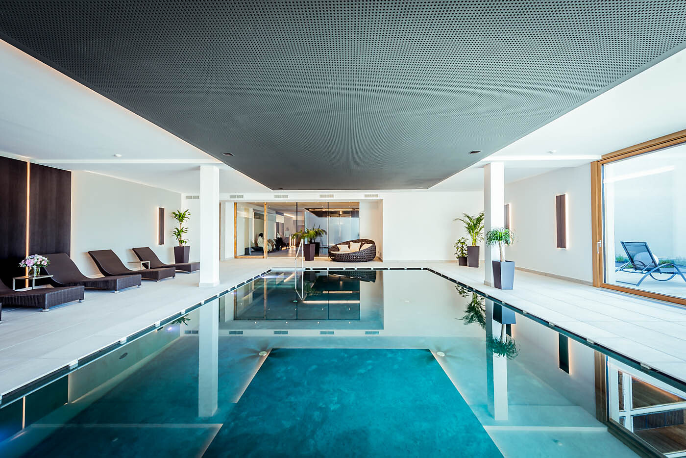 Hotel Vinschgau Villa Waldkönigin Swimmingpool
