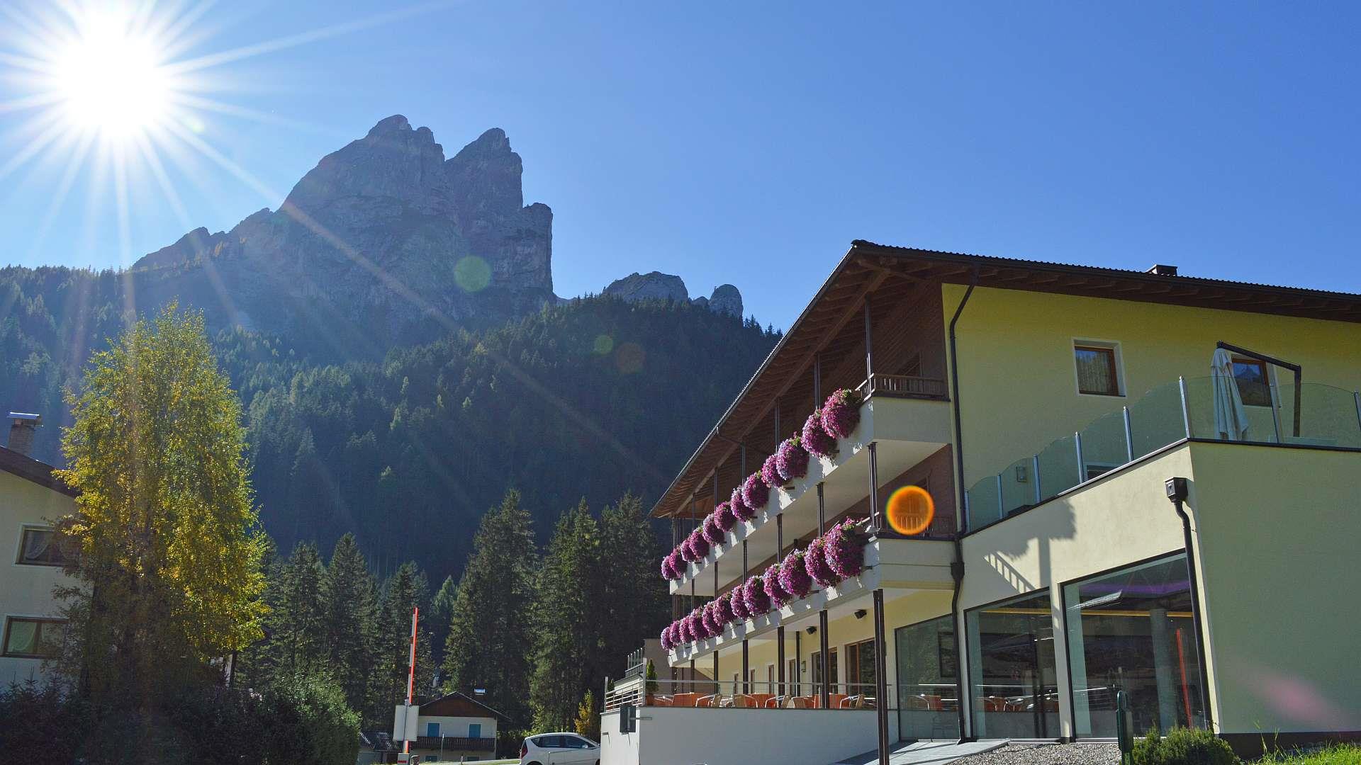 Hotel Trenker Prags/Braies 1 suedtirol.info